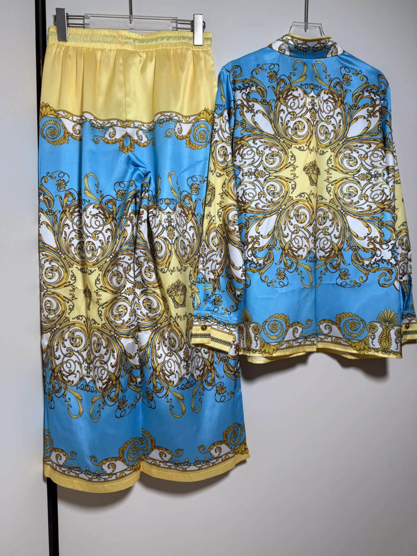 Костюмы Женские Versace 1760590
