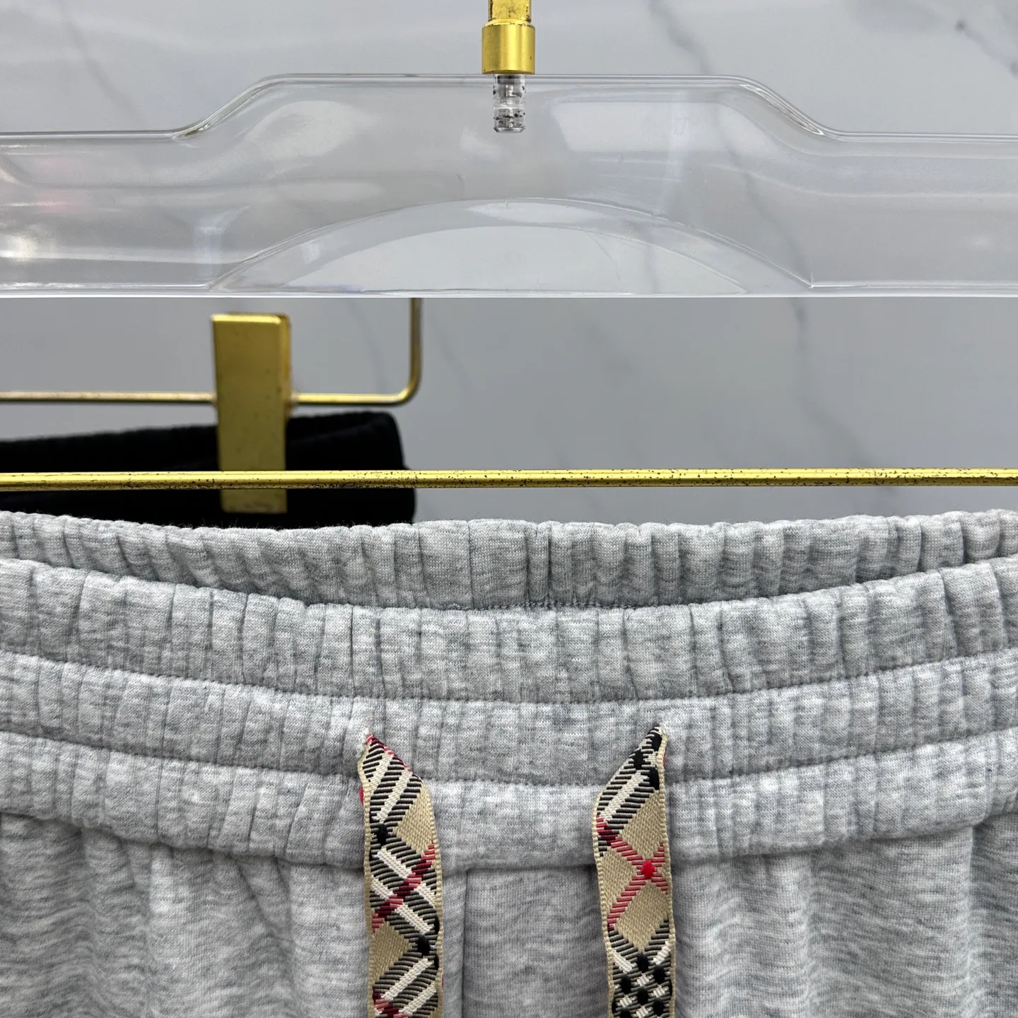 Брюки Мужские Burberry 18246678