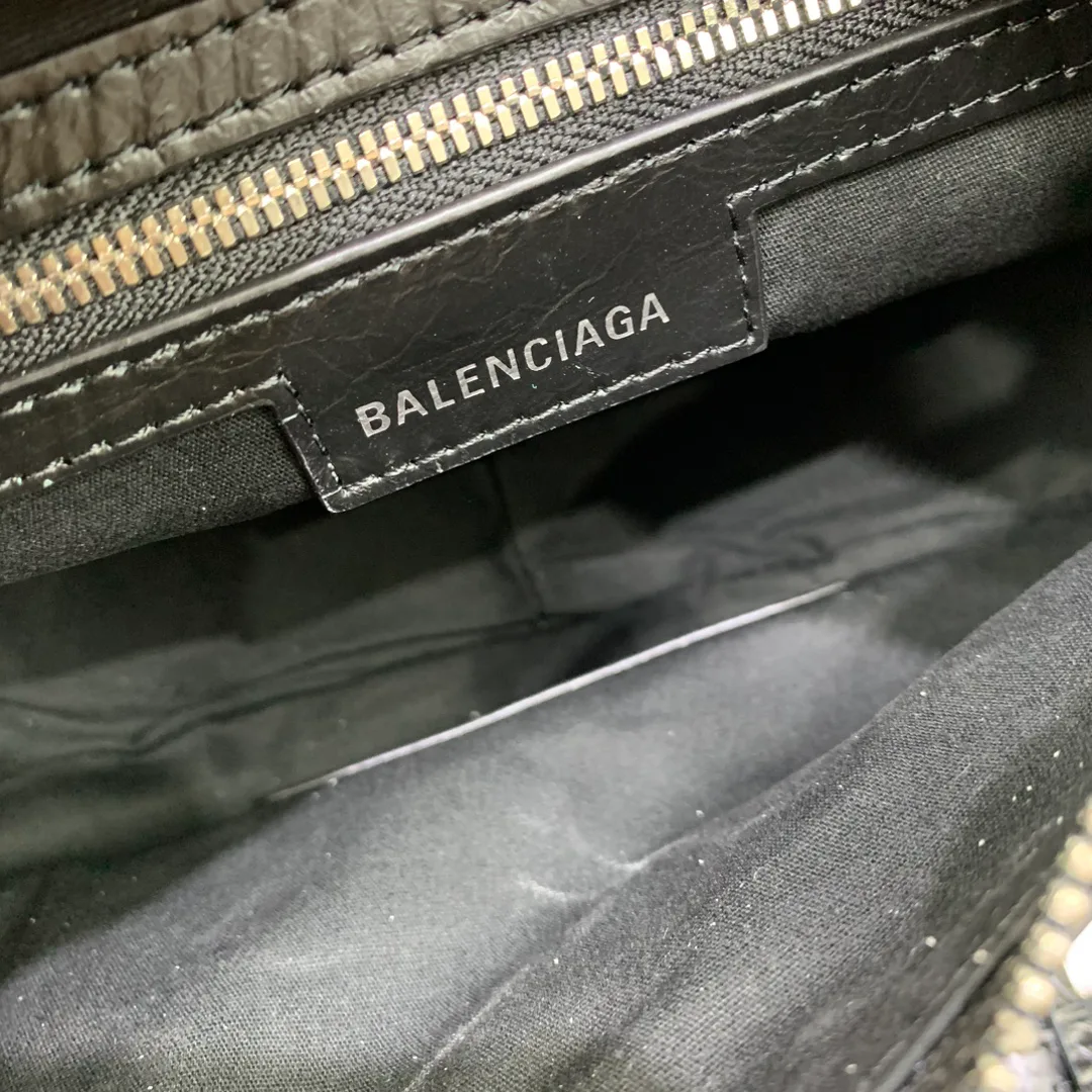 Сумки На Ремне Женские Balenciaga 12600664