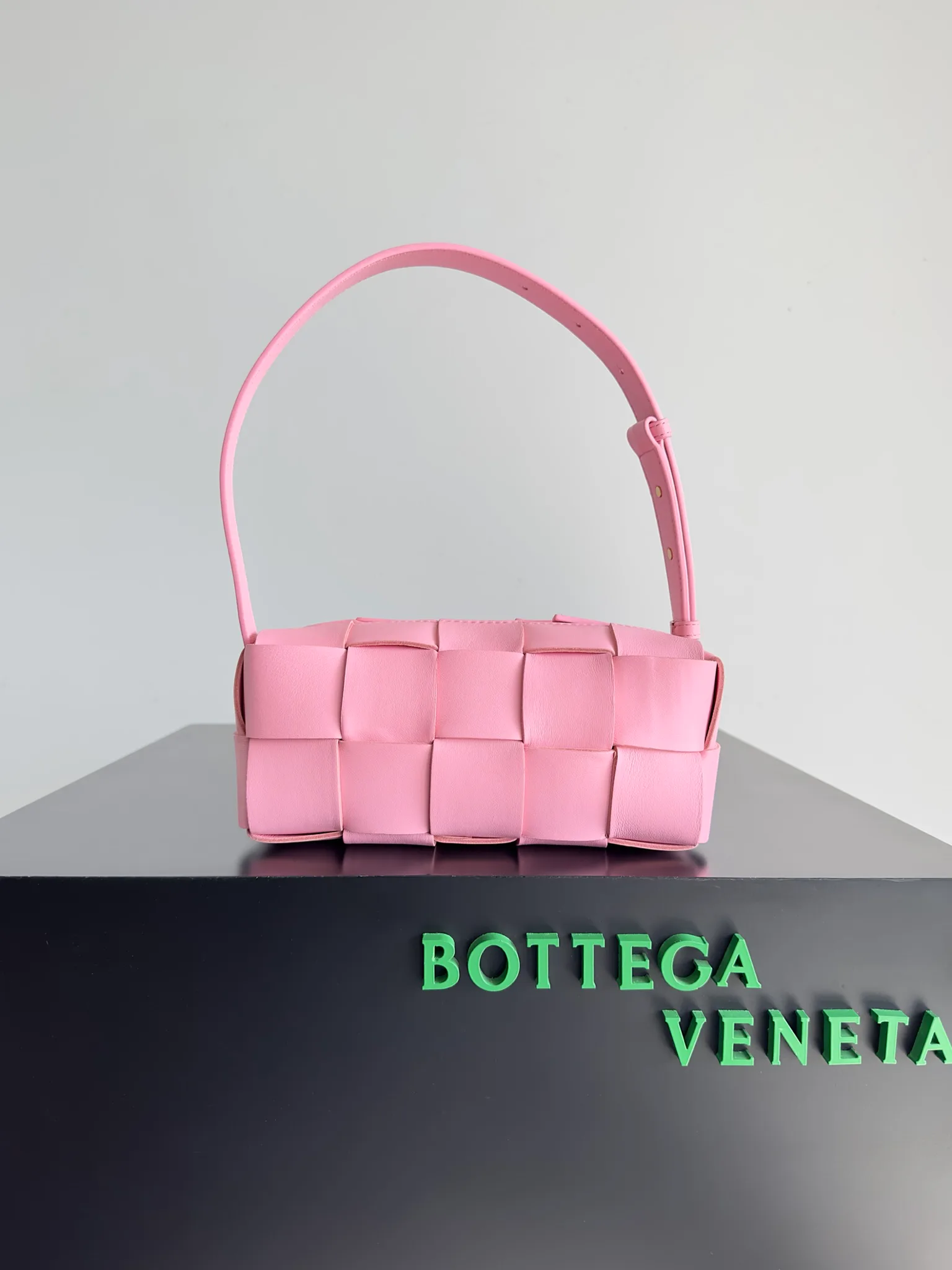 Классические Сумки Женские Bottega Veneta 18161090