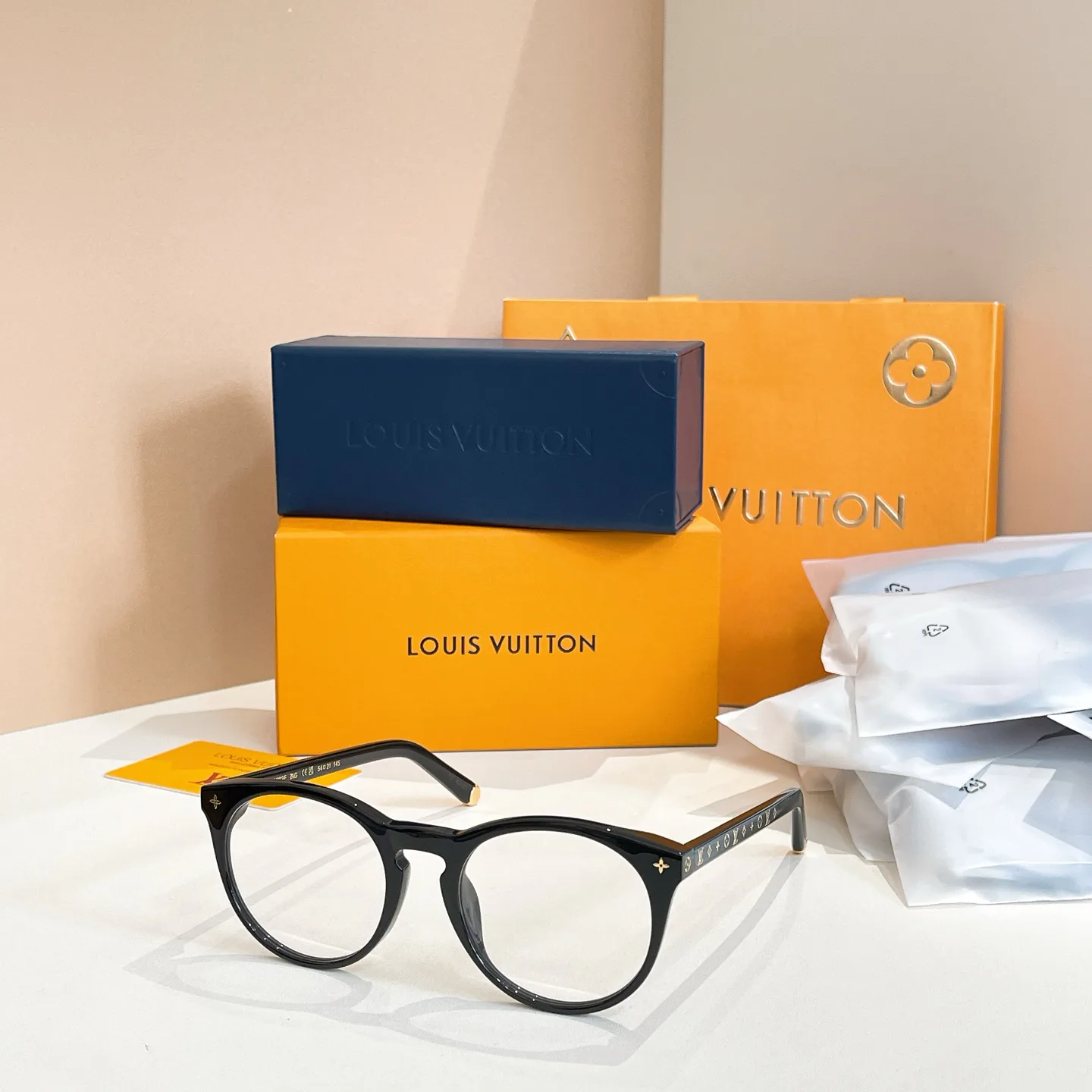 Очки Louis Vuitton 11679527