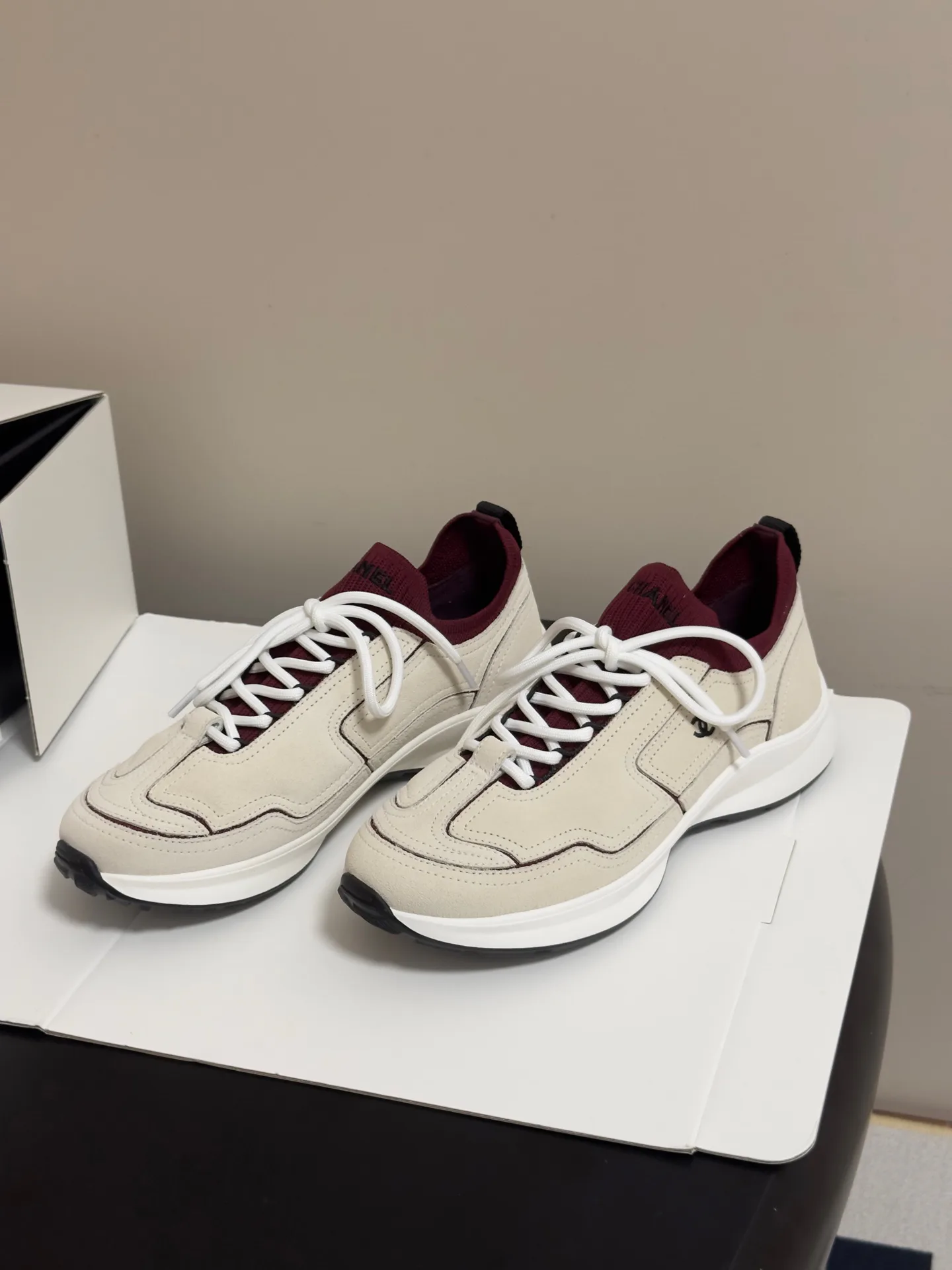 Кроссовки Женские Chanel 17338443