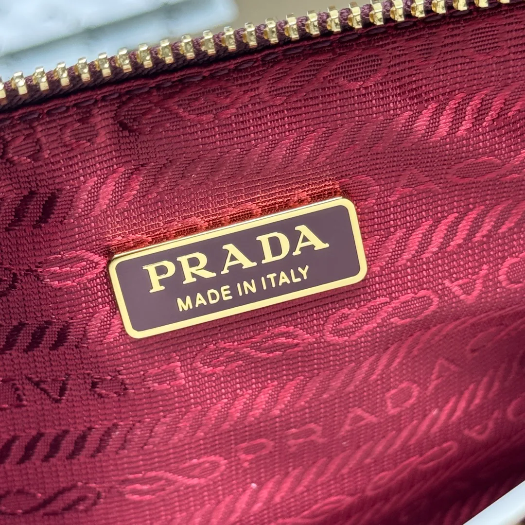 Сумки На Ремне Женские Prada 2247592