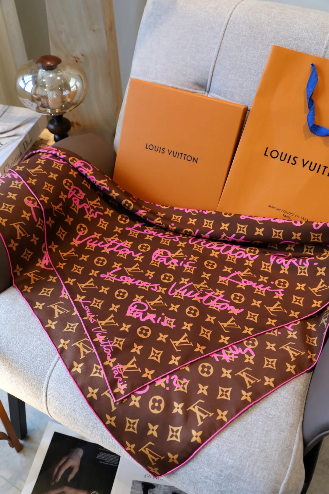 Шарфы Louis Vuitton 12737696