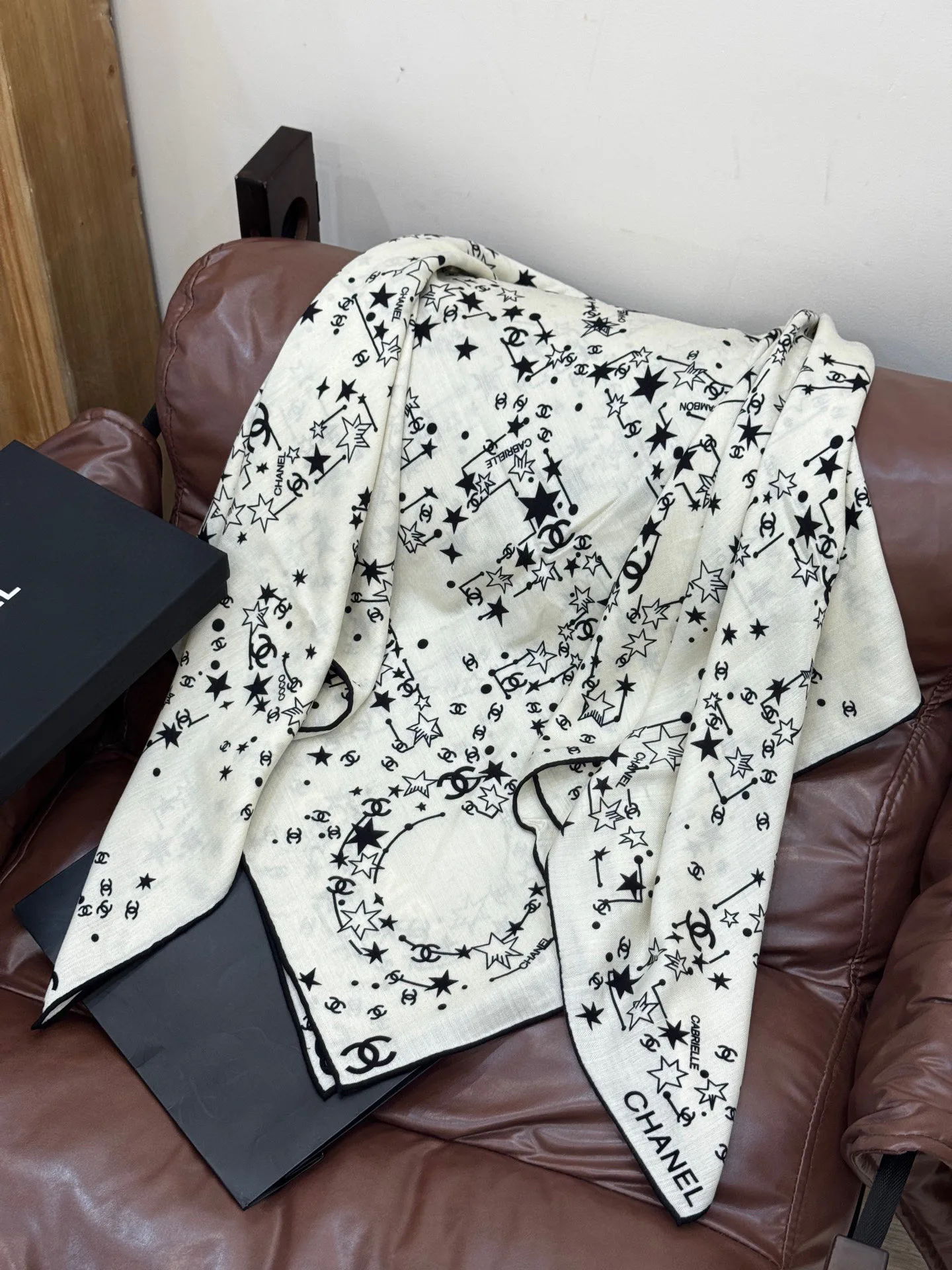 Шарфы Chanel 163732