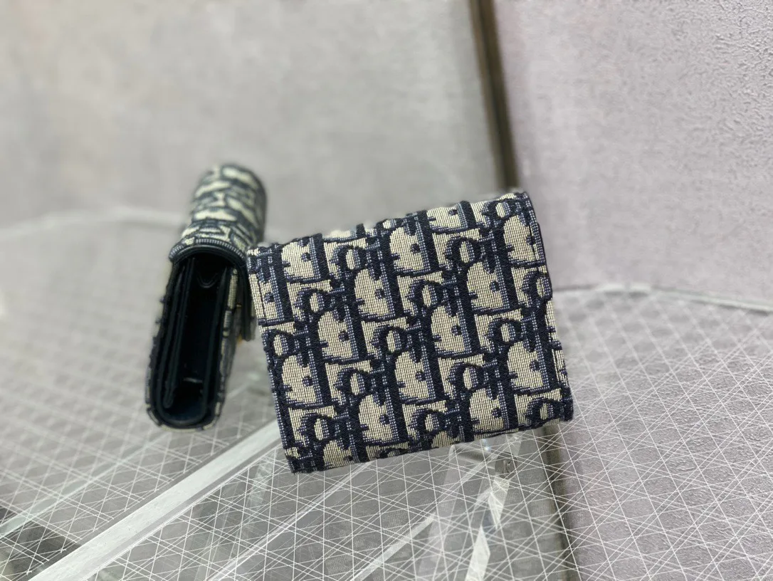 Классические Сумки Женские Christian Dior 13349625