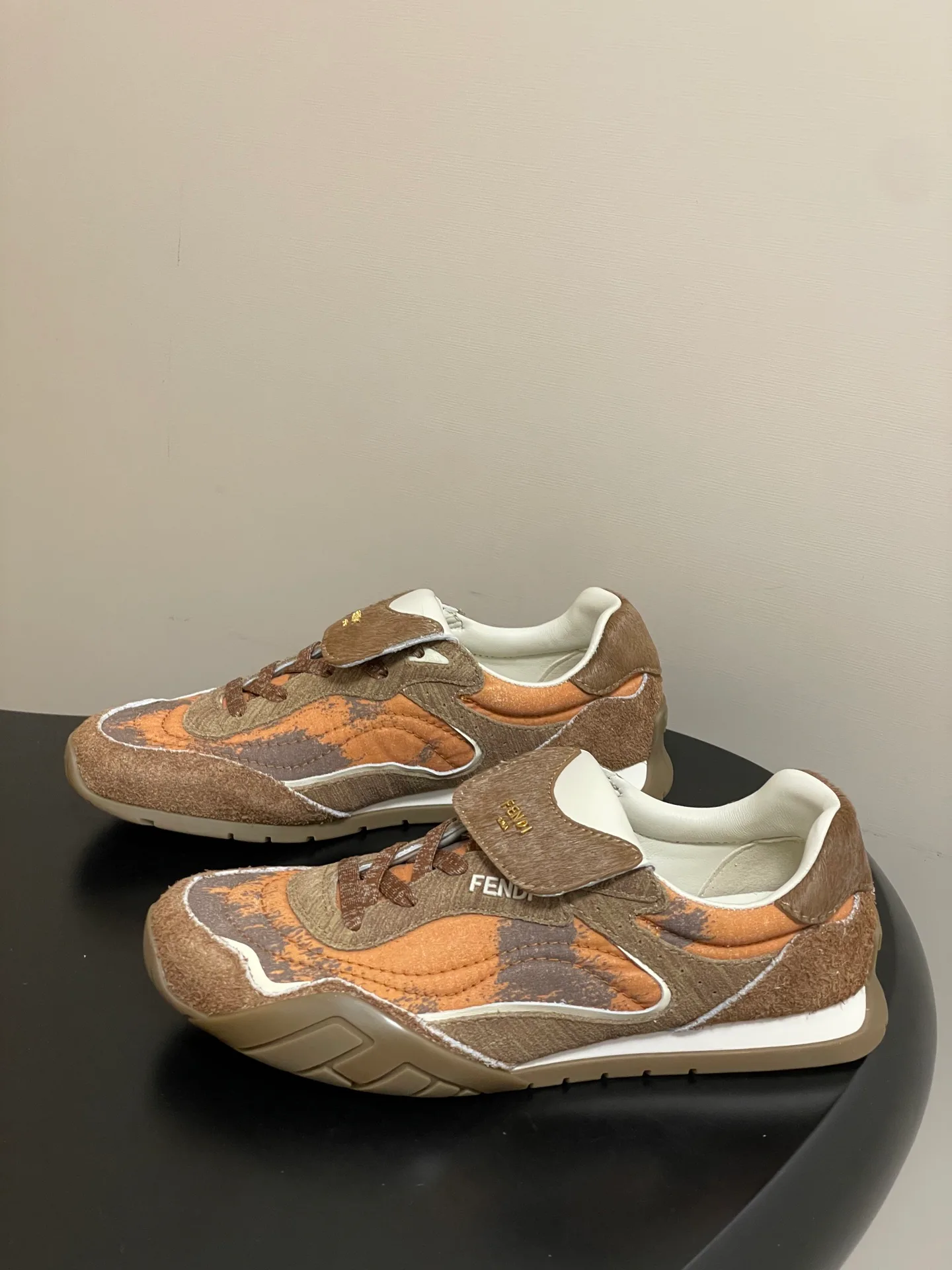 Кроссовки Женские Fendi 289809