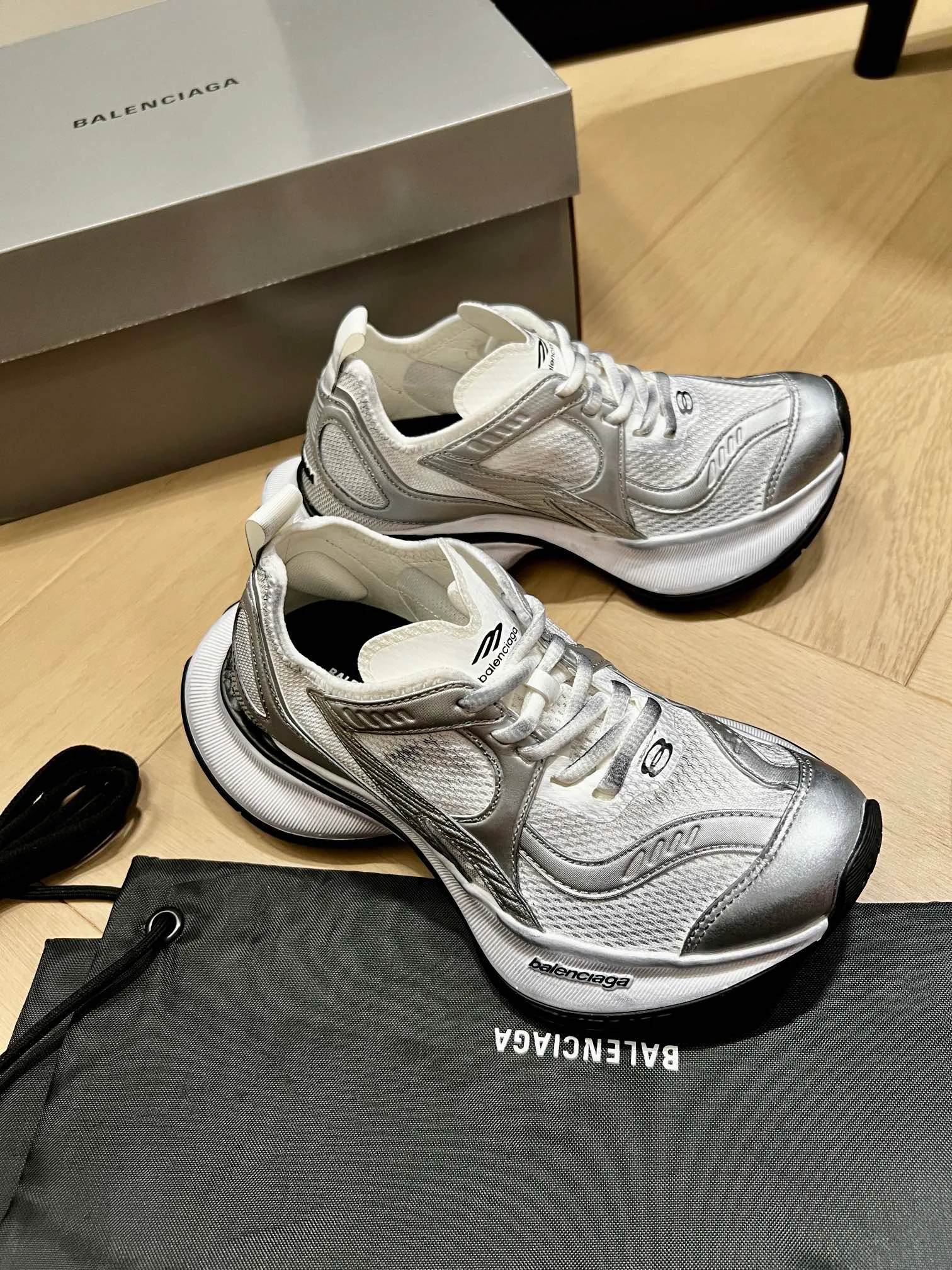 Кроссовки Женские Balenciaga 165318