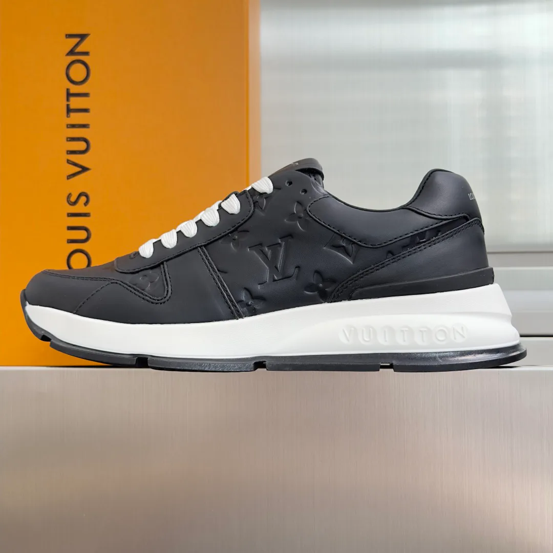 Кроссовки Мужские Louis Vuitton 17950774