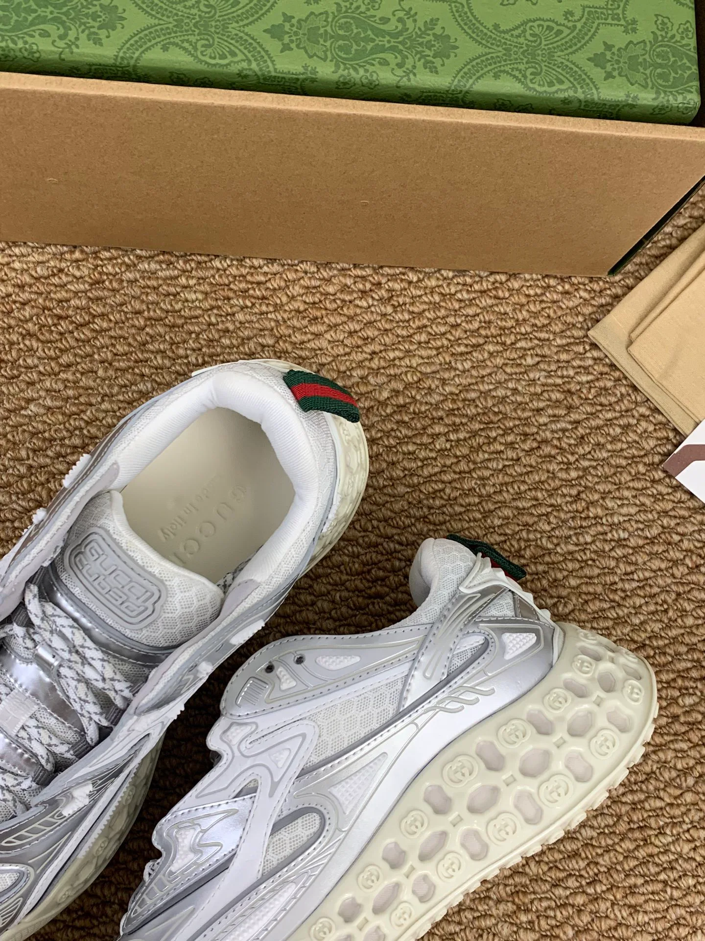 Кроссовки Женские Gucci 17545221