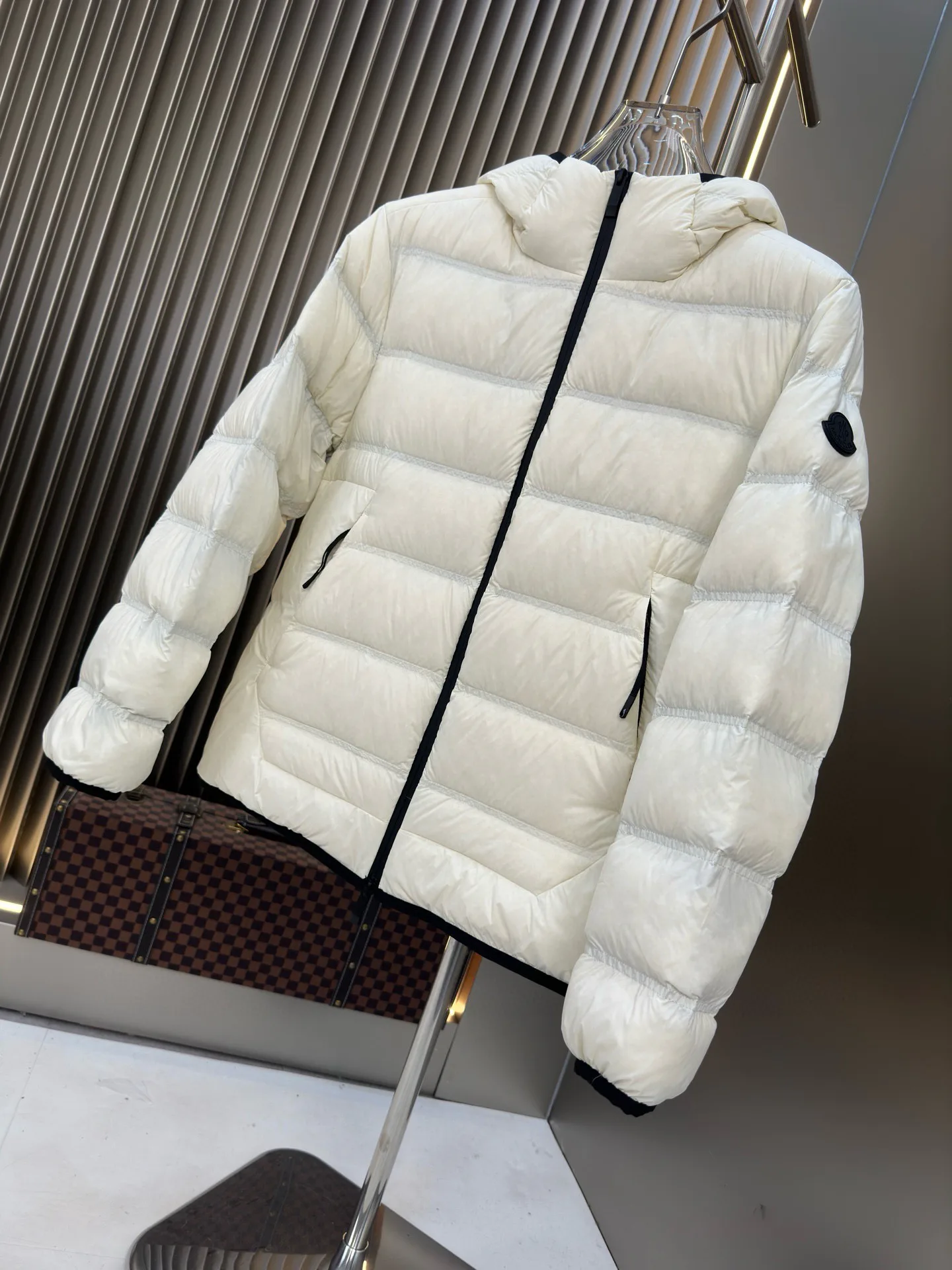 Куртки И Пуховики Мужские Moncler 164706
