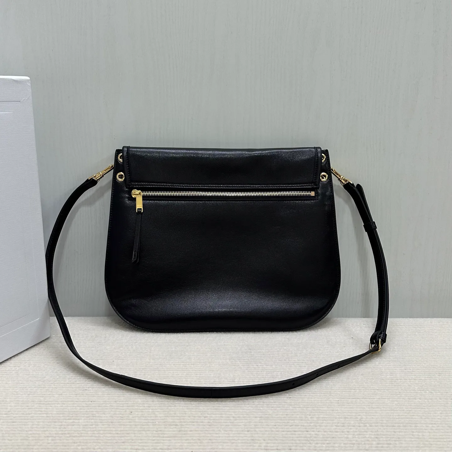 Классические Сумки Женские Celine 11512151