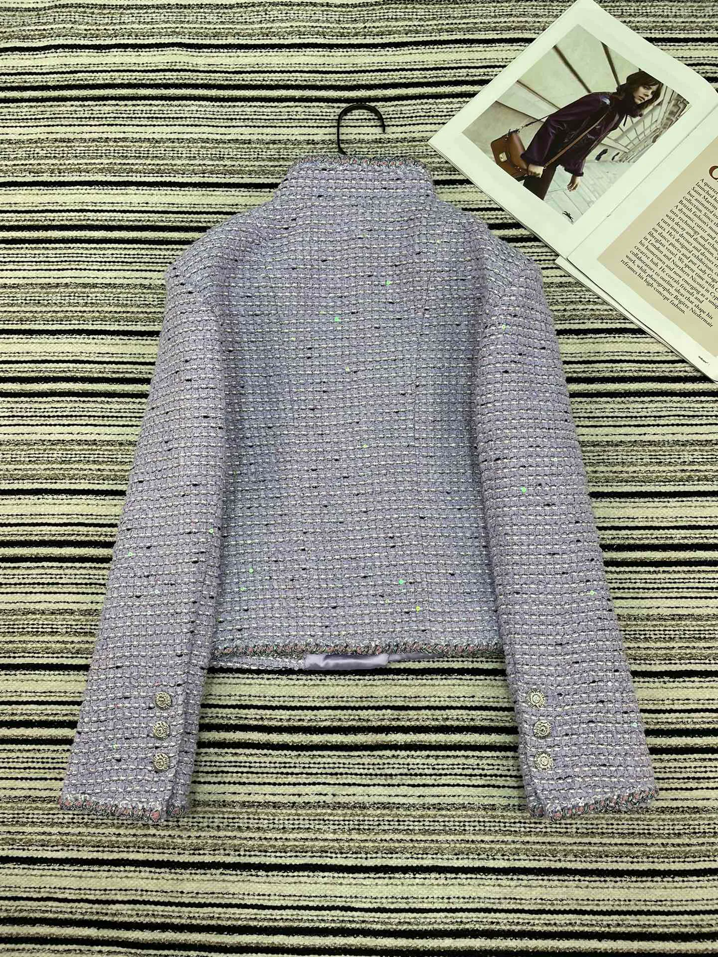 Куртки И Пуховики Женские Chanel 4857025