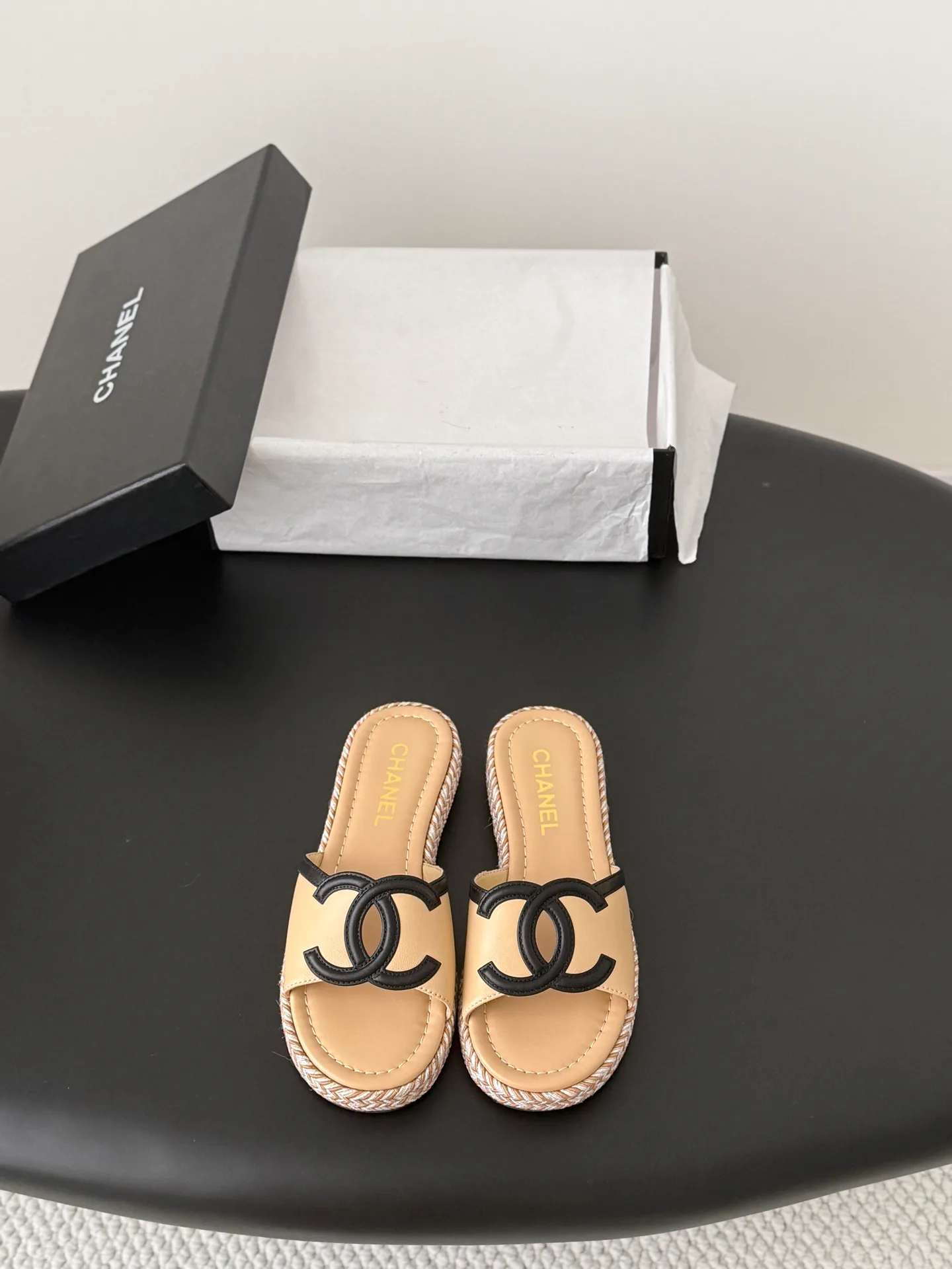 Шлепанцы Женские Chanel 13311133