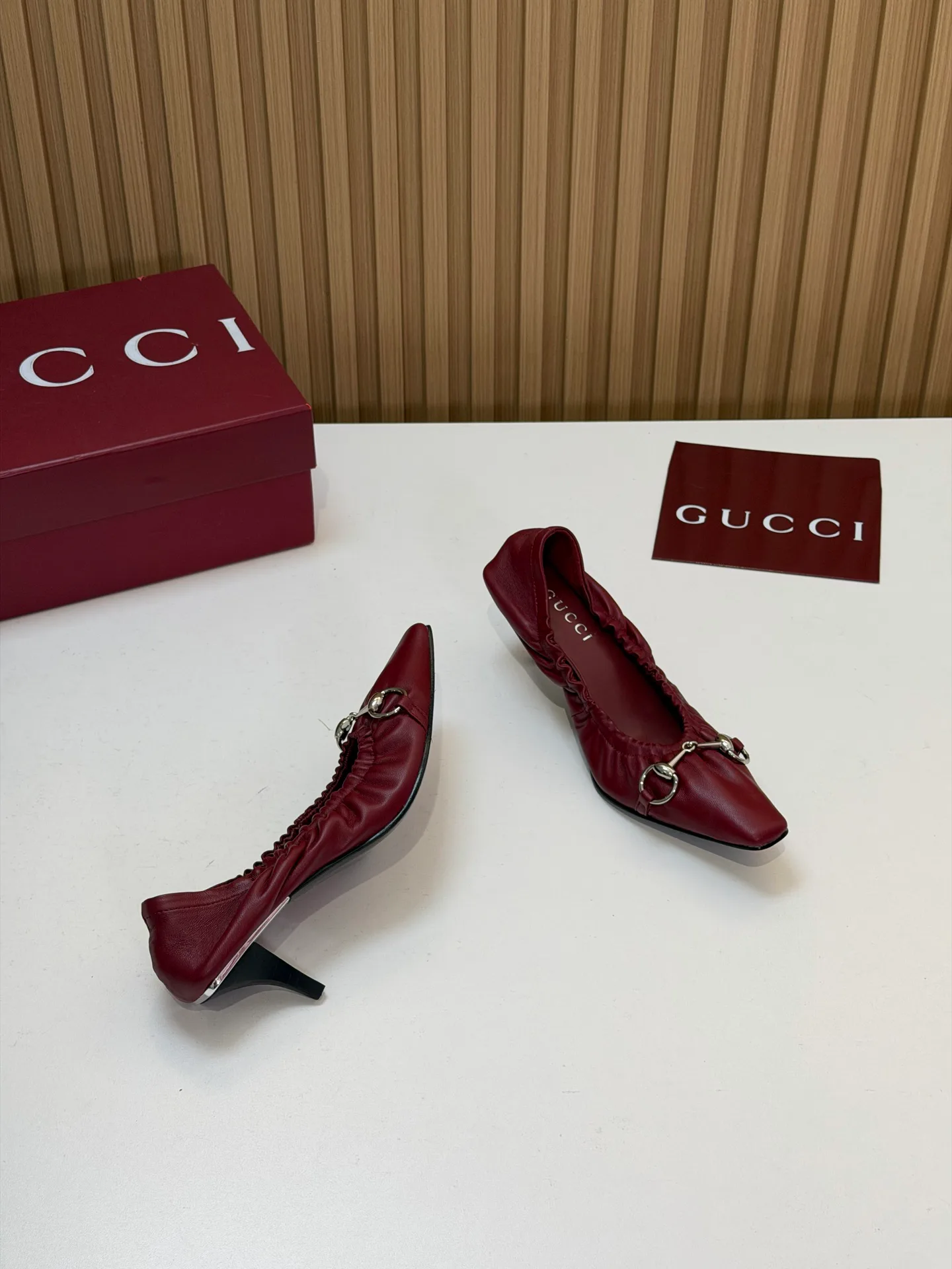 Туфли Женские Gucci 17903802