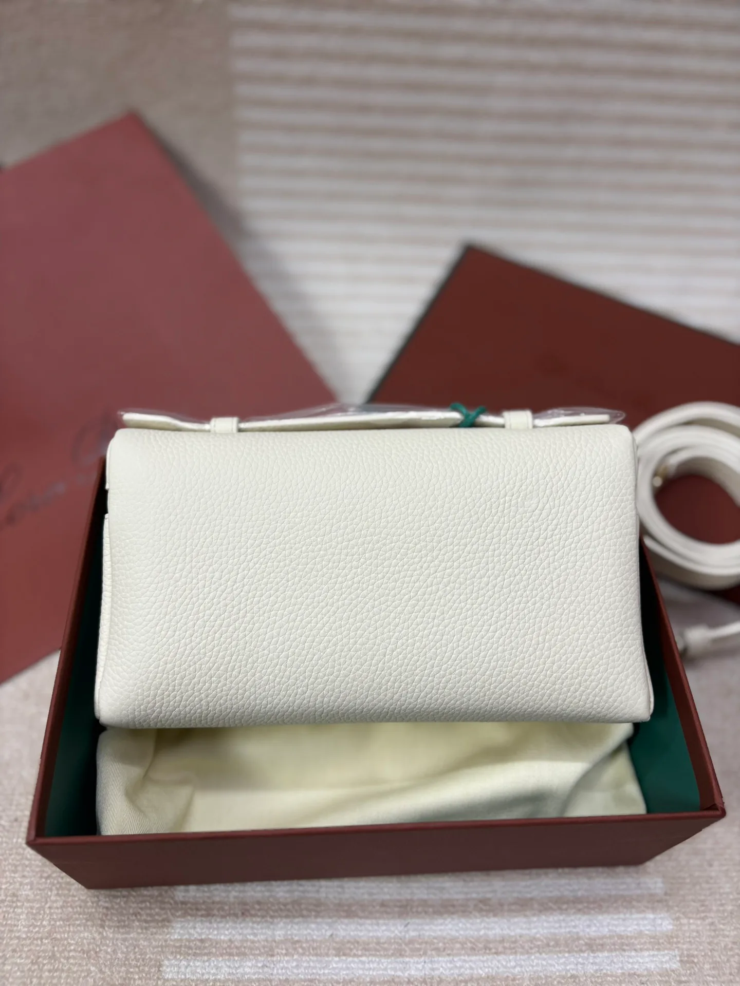 Сумки На Ремне Женские Loro Piana 801576