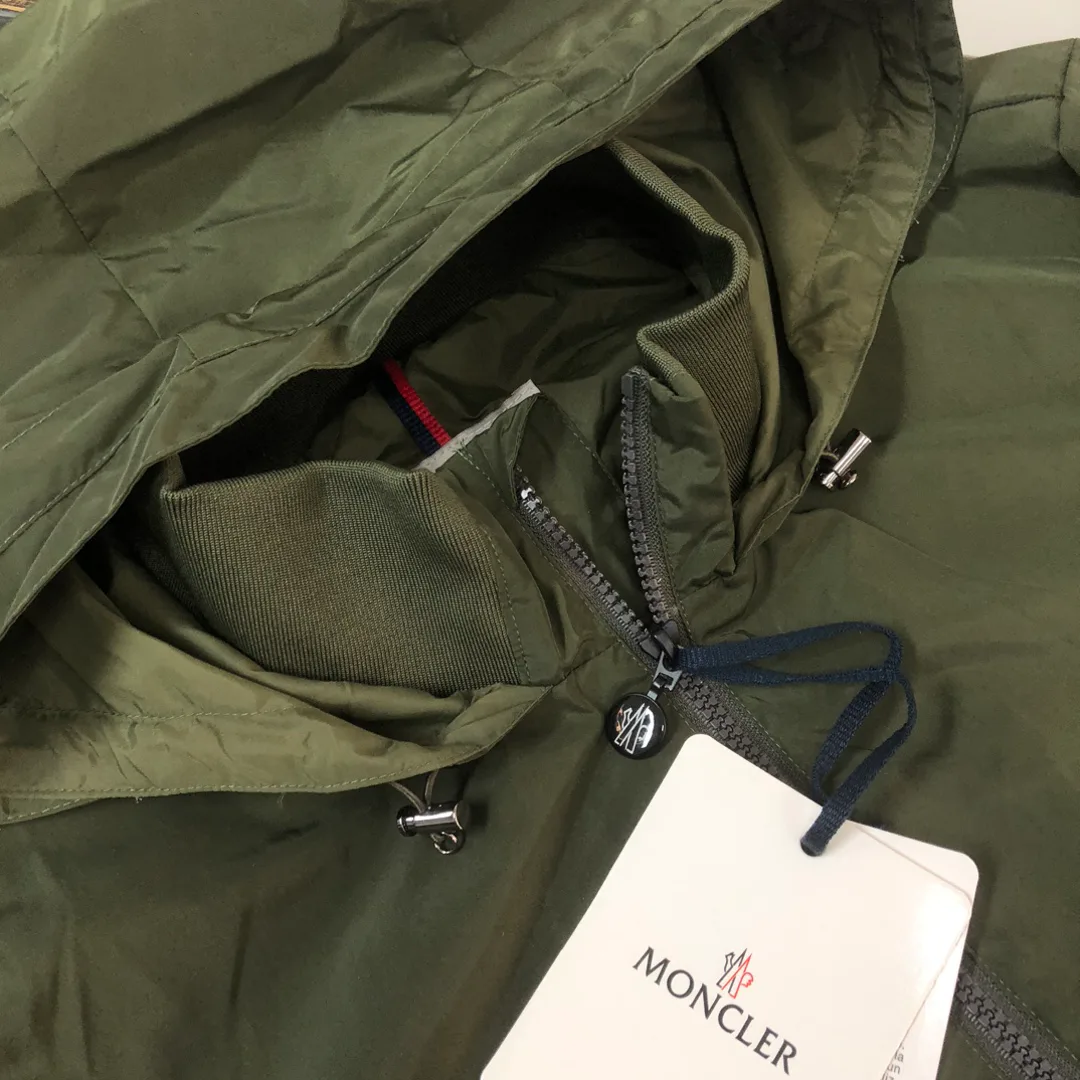 Куртки И Пуховики Женские Moncler 9642178