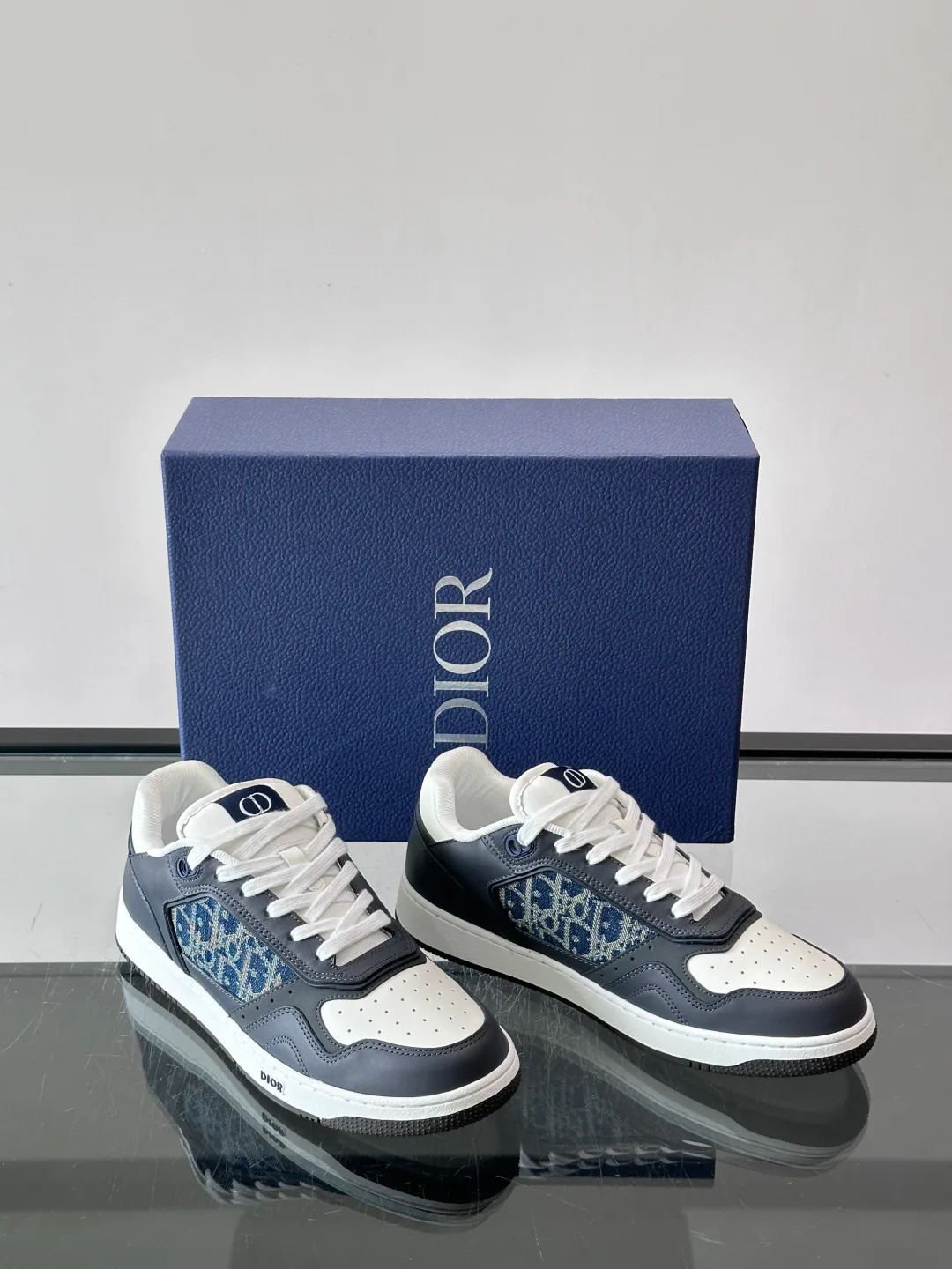 Кроссовки Женские Christian Dior 18055072