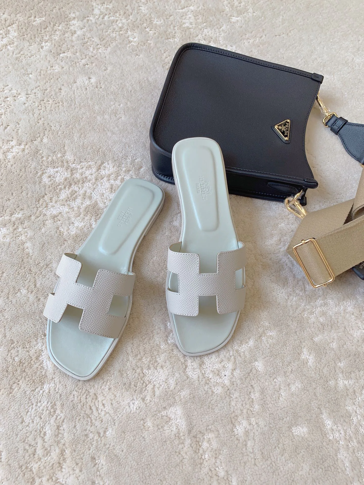 Шлепанцы Женские Hermes 2211717