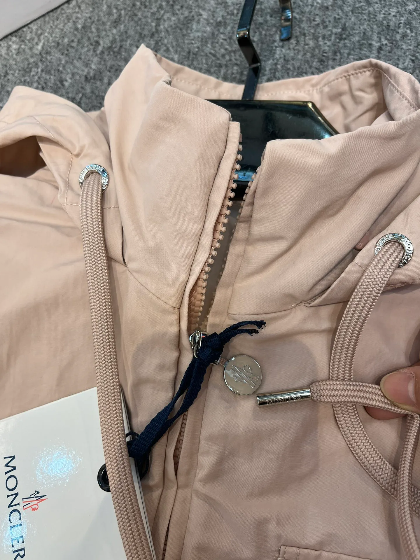 Куртки И Пуховики Женские Moncler 11242347