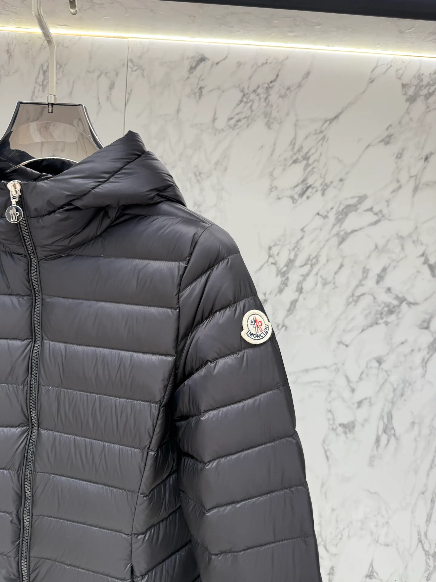 Куртки И Пуховики Женские Moncler 19426828