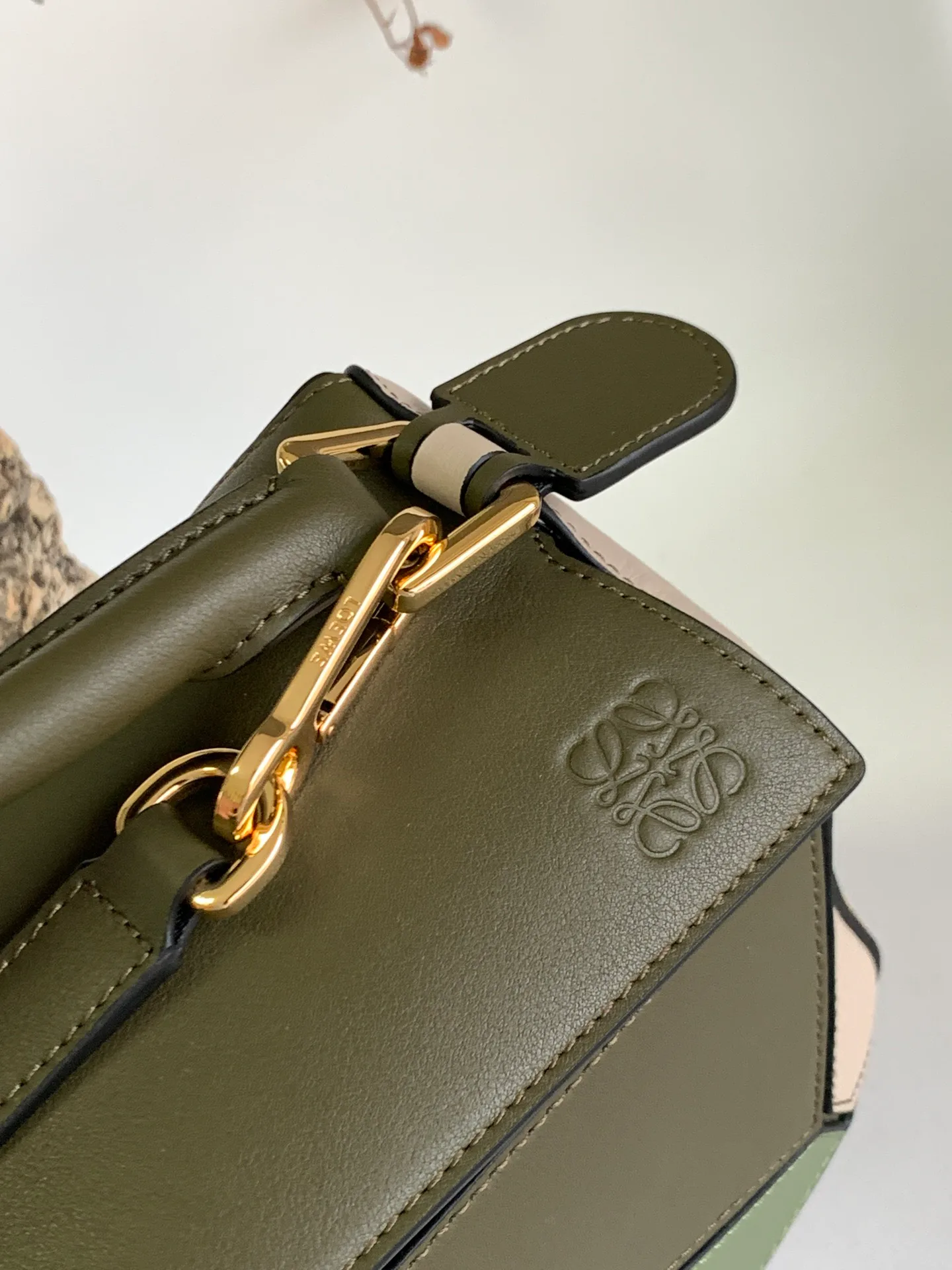 Сумки На Ремне Женские Loewe 11674581