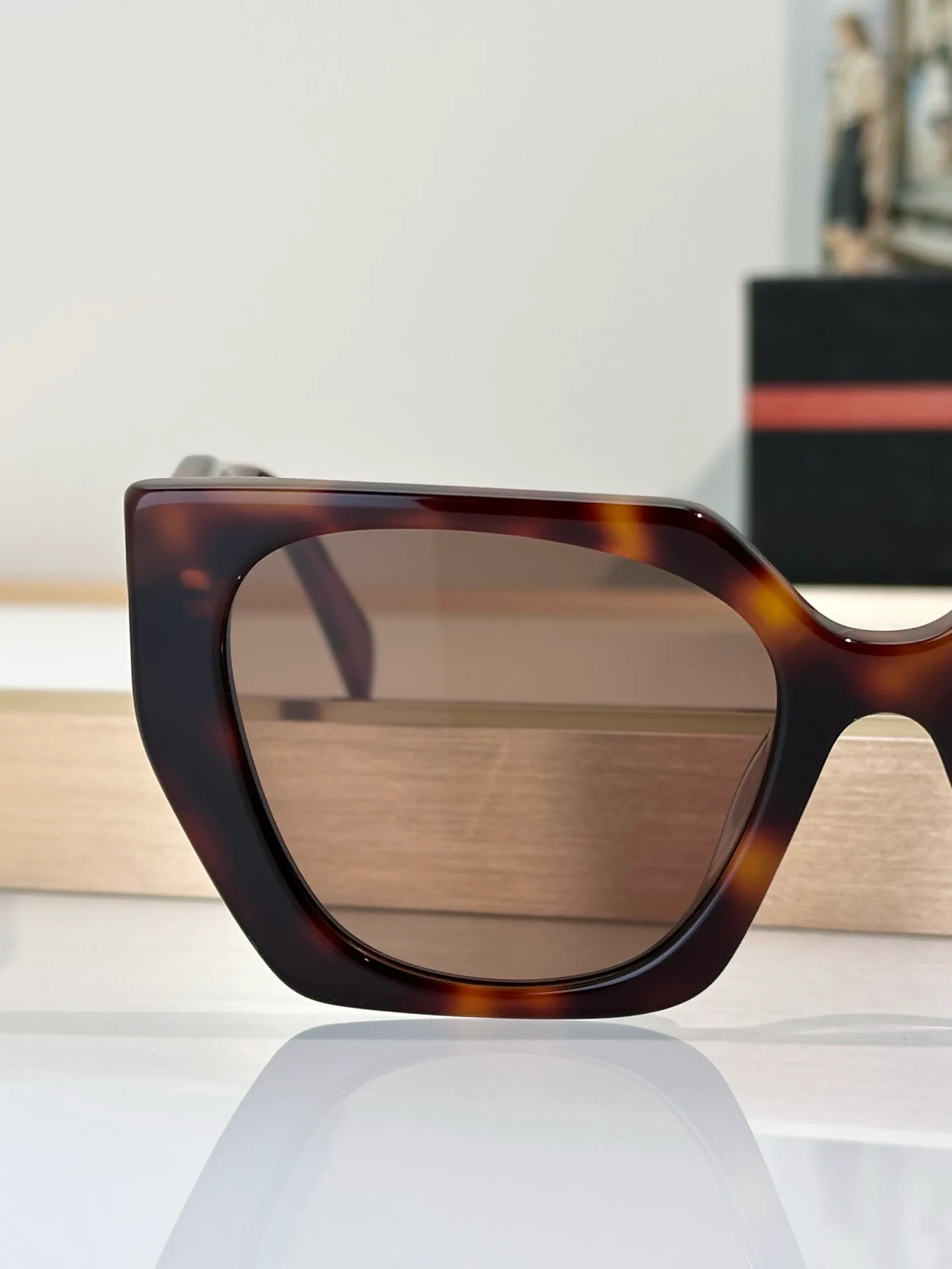 Очки Prada 11687639