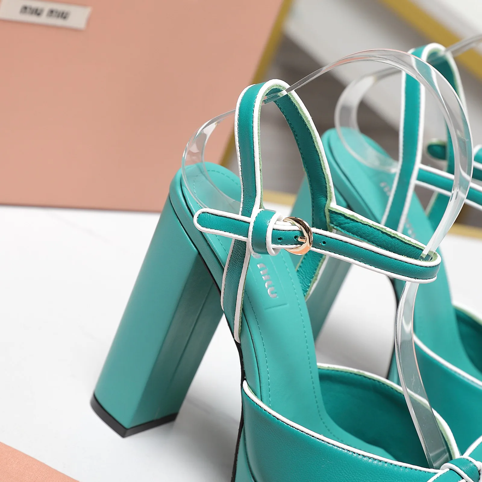 Босоножки Женские Miu Miu 11416338