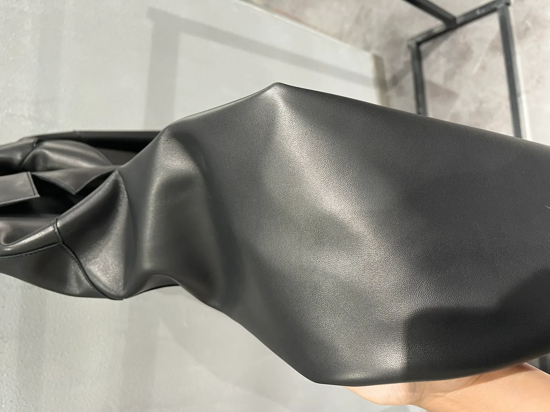 Кожаные Куртки И Дублёнки Женские Loewe 12780