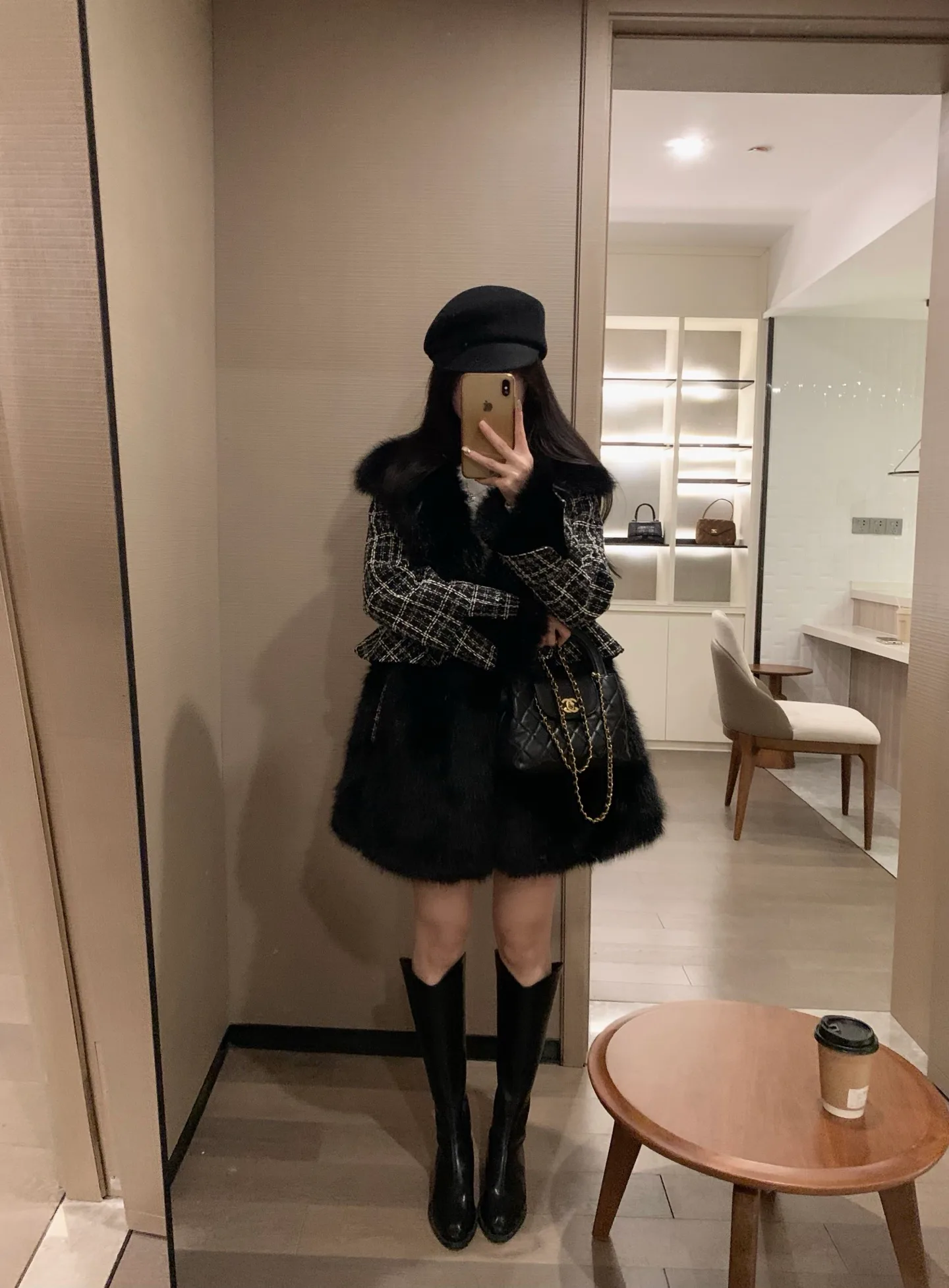 Шубы Женские Chanel 5051248