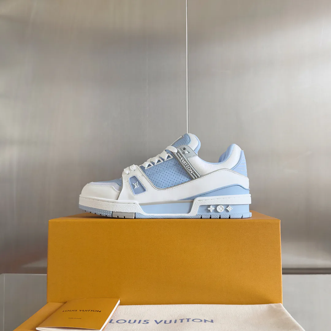 Кроссовки Женские Louis Vuitton 55010