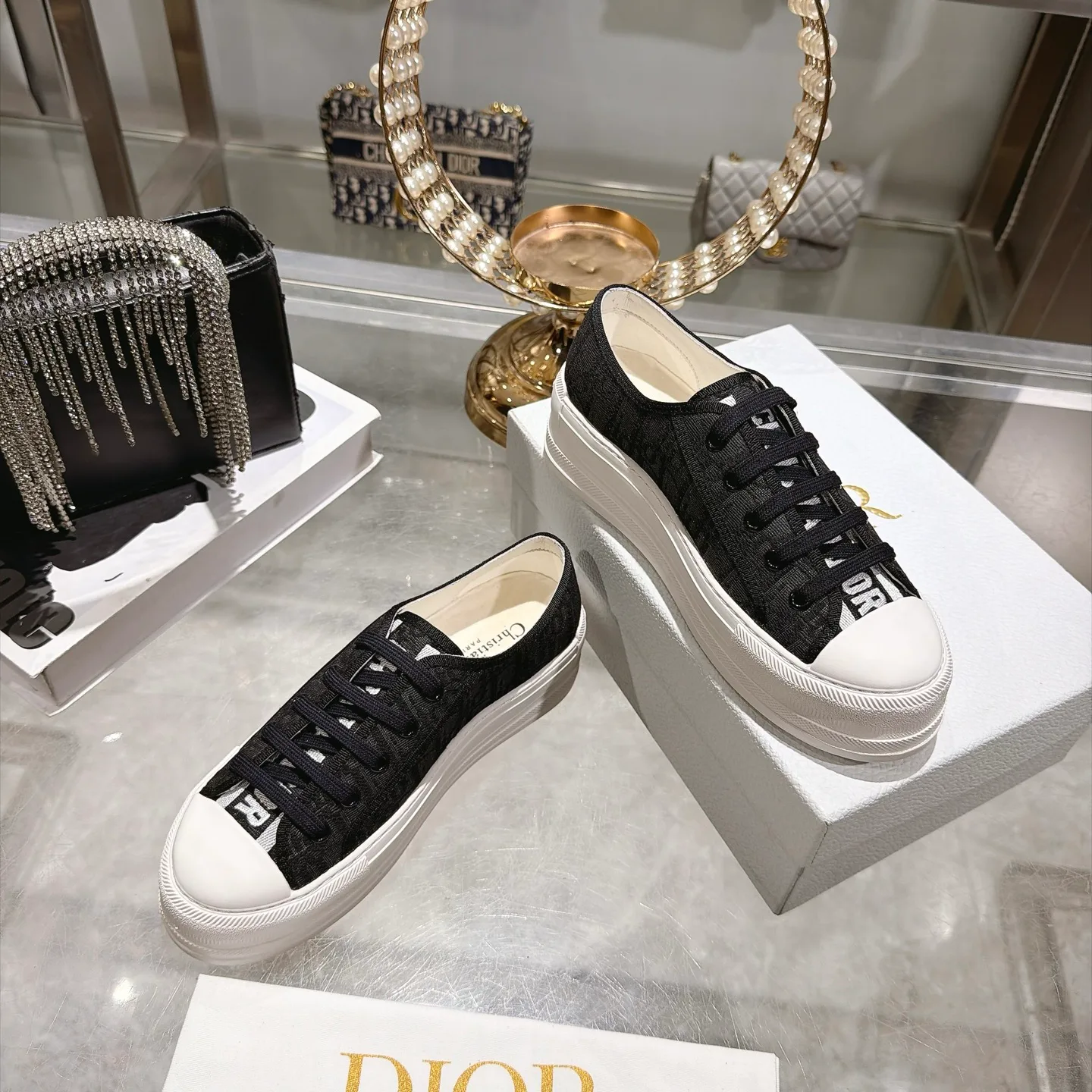 Кроссовки Женские Christian Dior 18764215