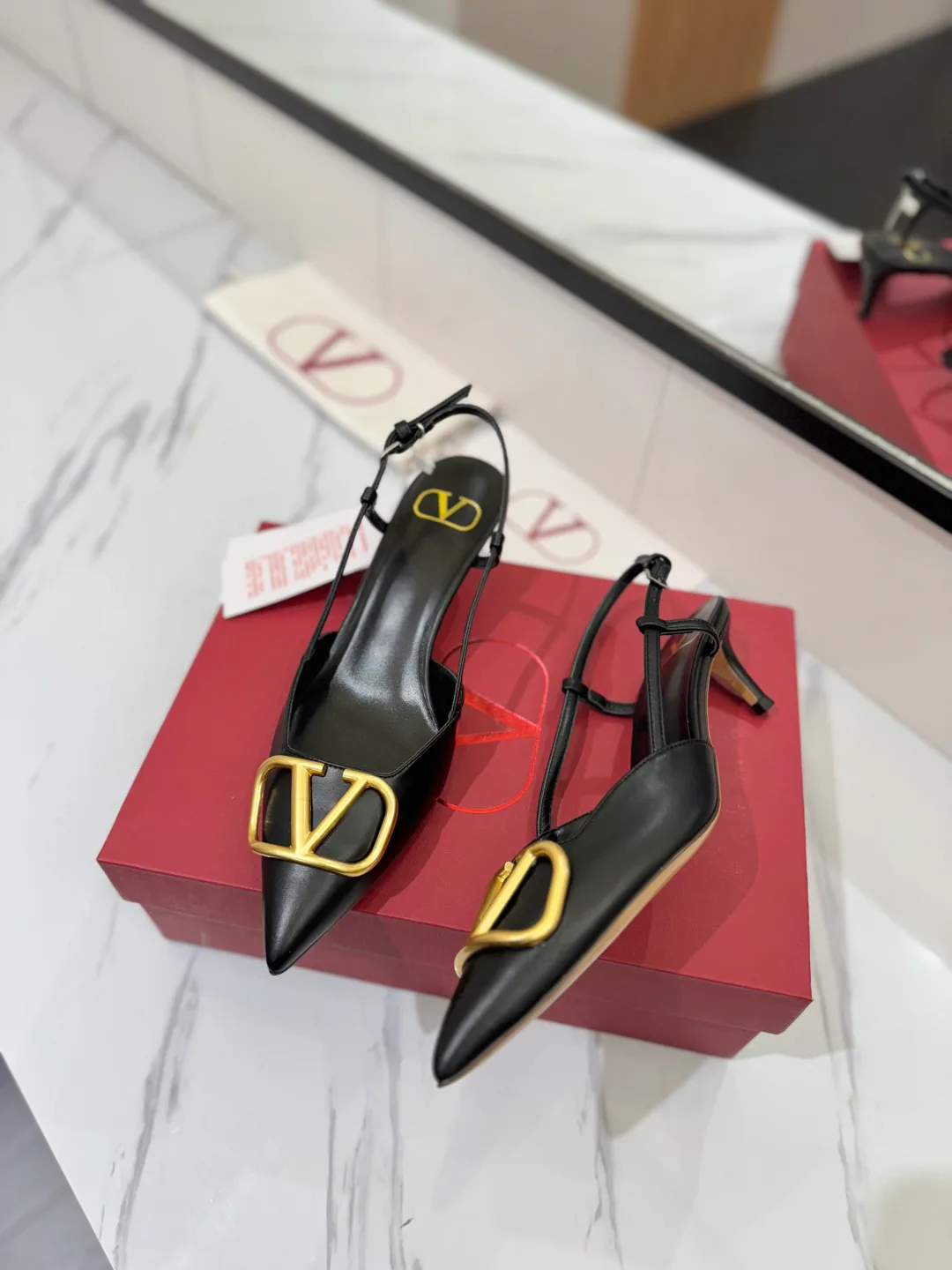 Босоножки Женские Valentino 11516246