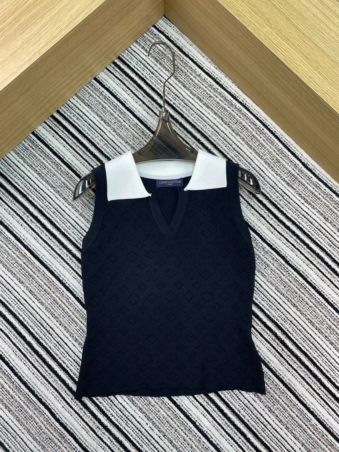 Топы Женские Louis Vuitton 3018677