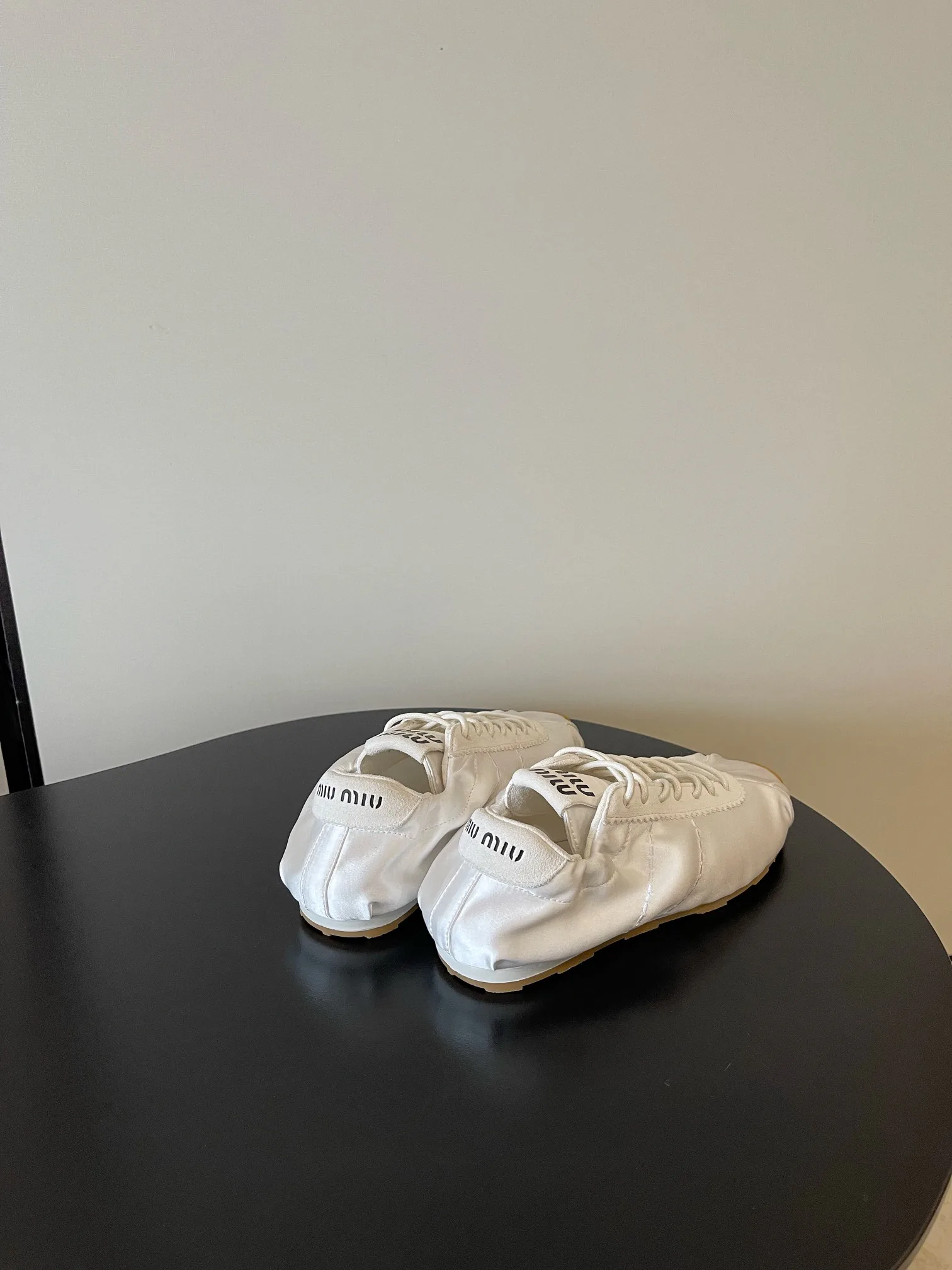 Кроссовки Женские Miu Miu 10655001