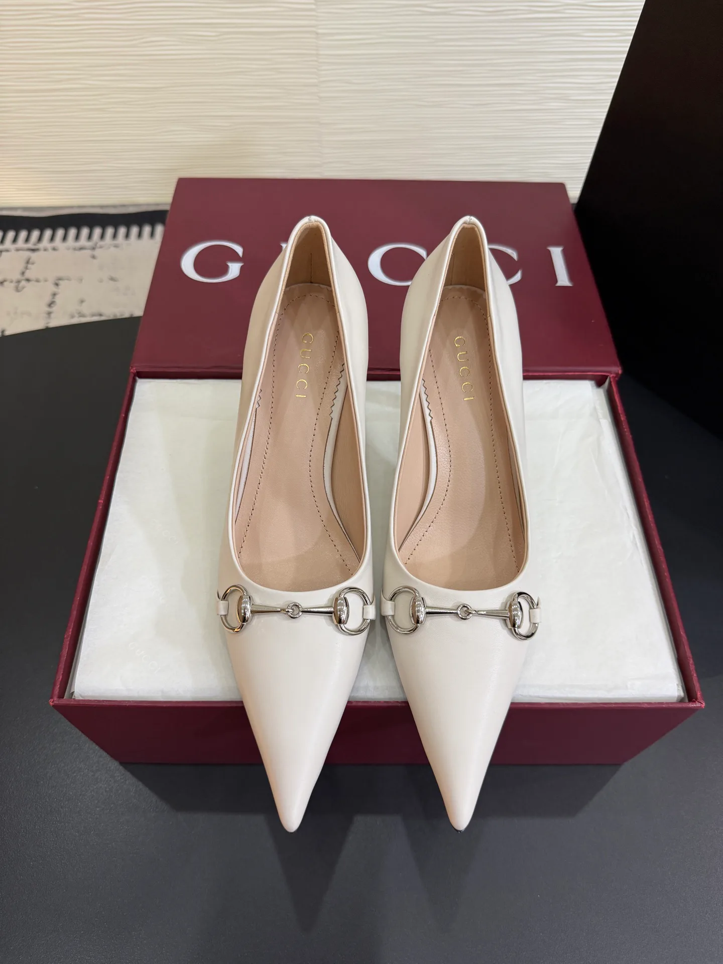 Туфли Женские Gucci 18444616