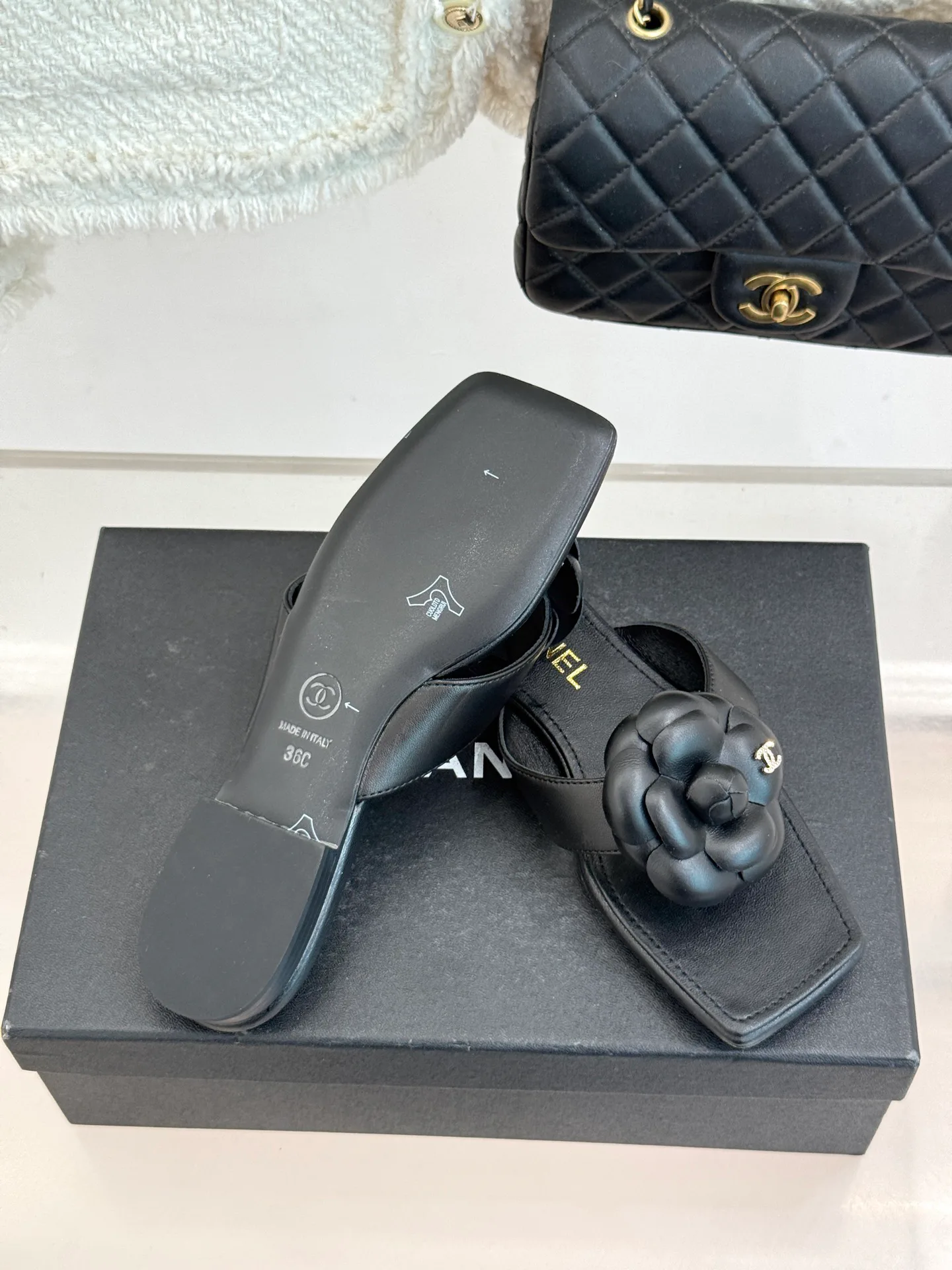 Шлепанцы Женские Chanel 13151664