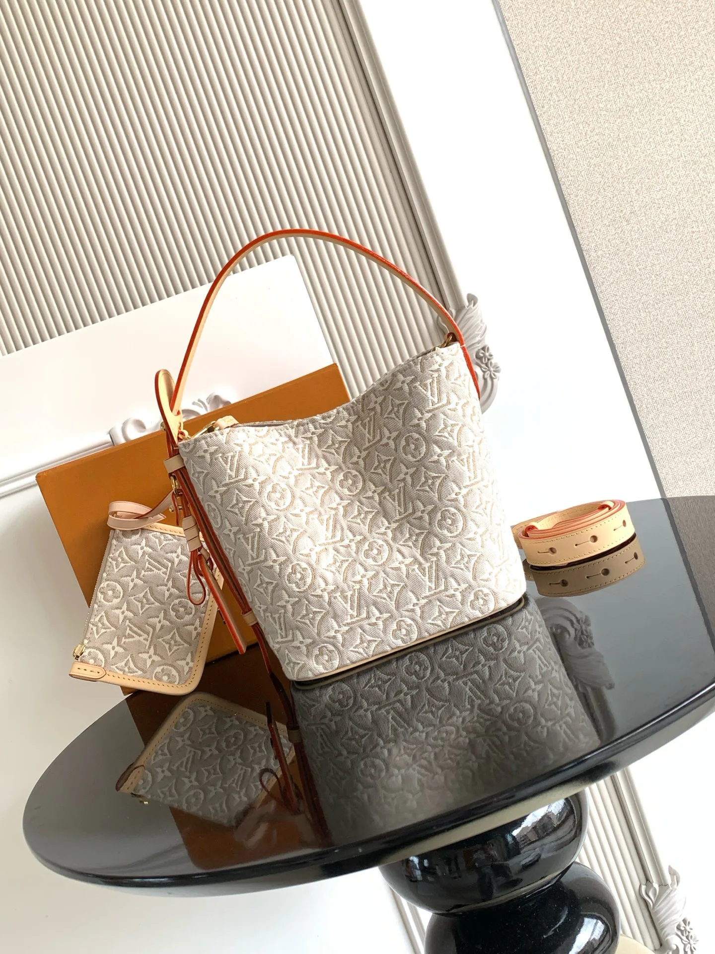 Классические Сумки Женские Louis Vuitton 17427864