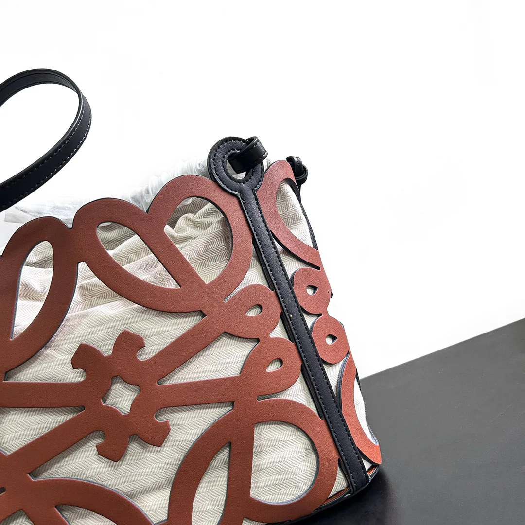 Классические Сумки Женские Loewe 12669082