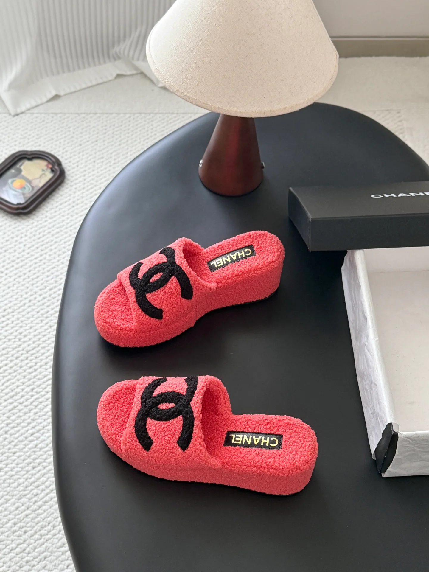 Тапочки Женские Chanel 18700074