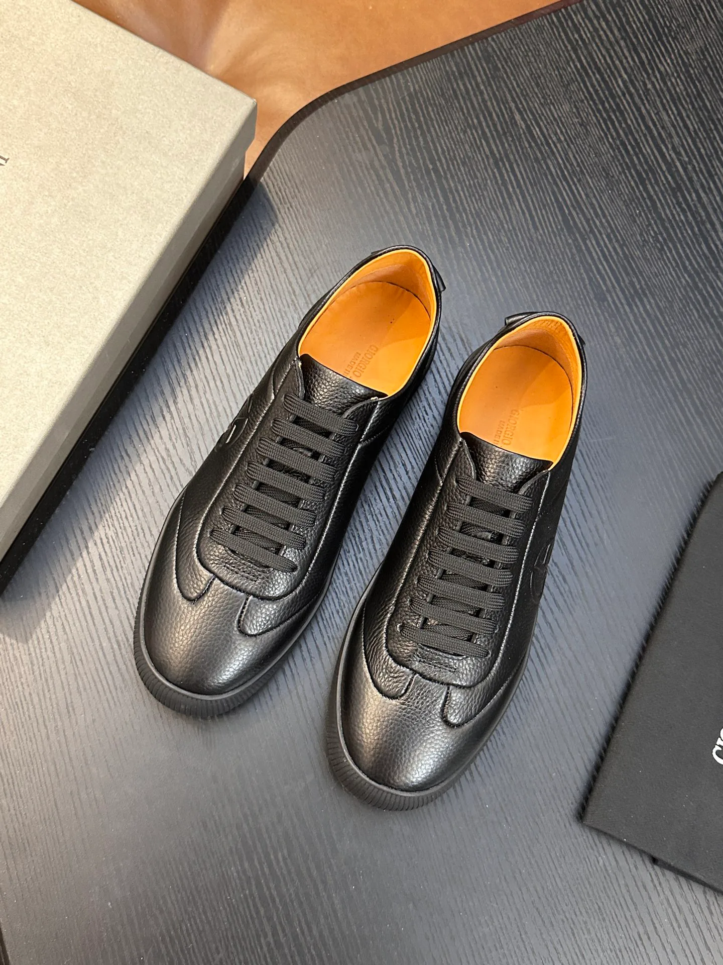 Кроссовки Мужские Armani 18118642