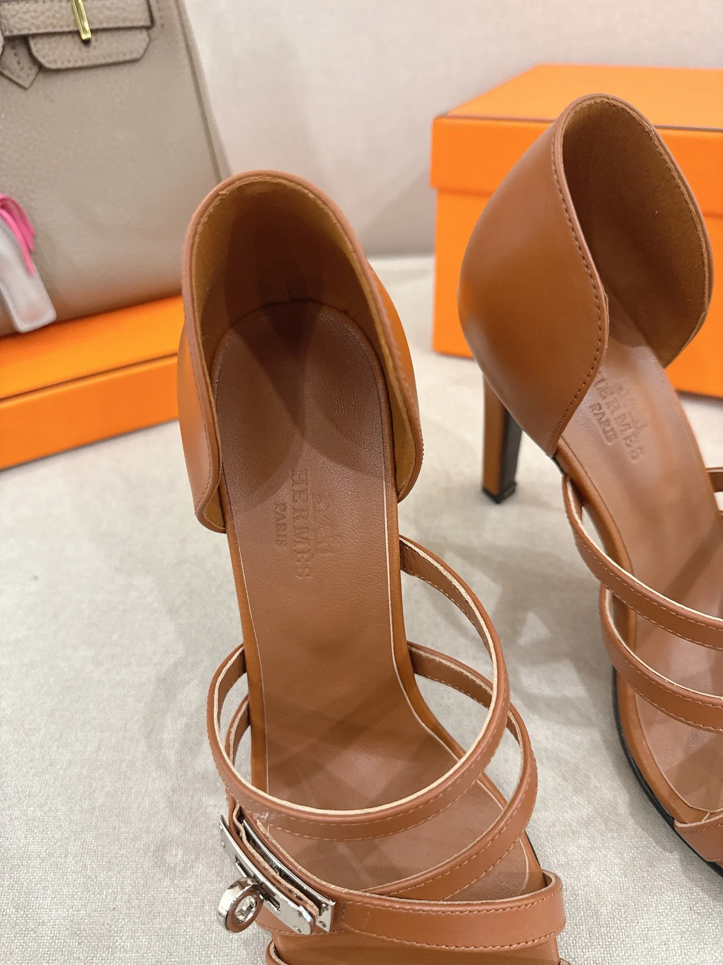 Босоножки Женские Hermes 10847636