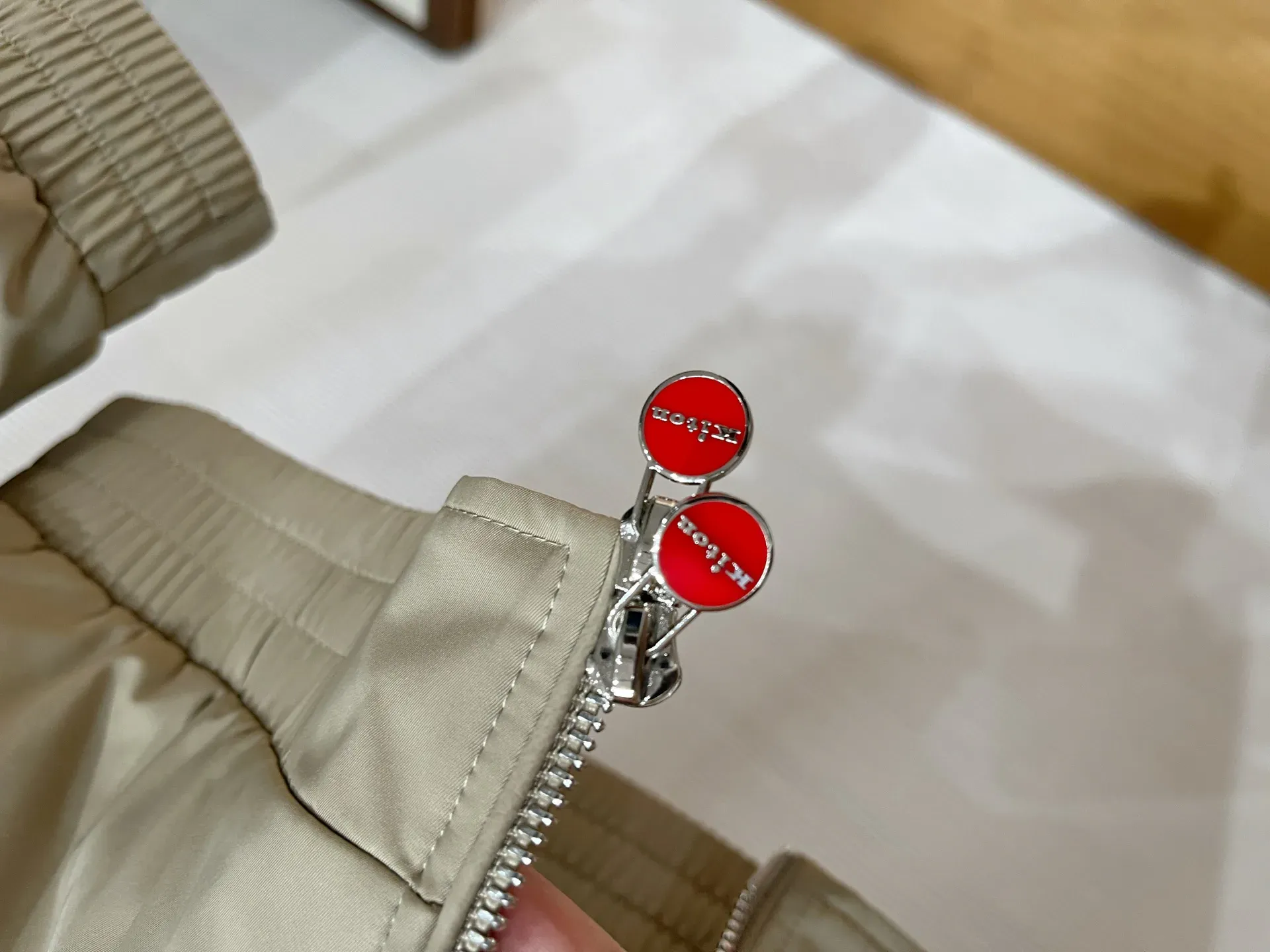 Куртки И Пуховики Женские Kiton 243832