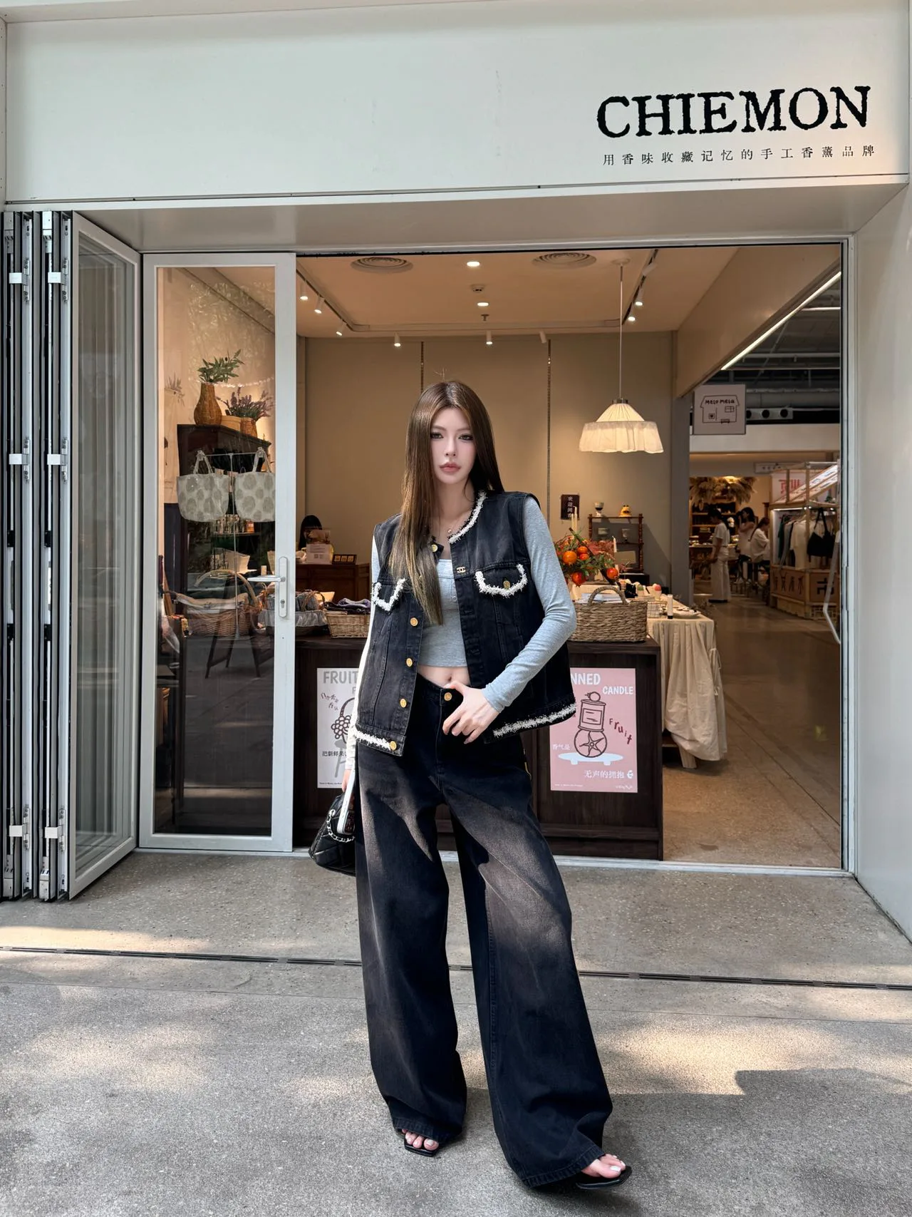 Жилеты Женские Chanel 18598836