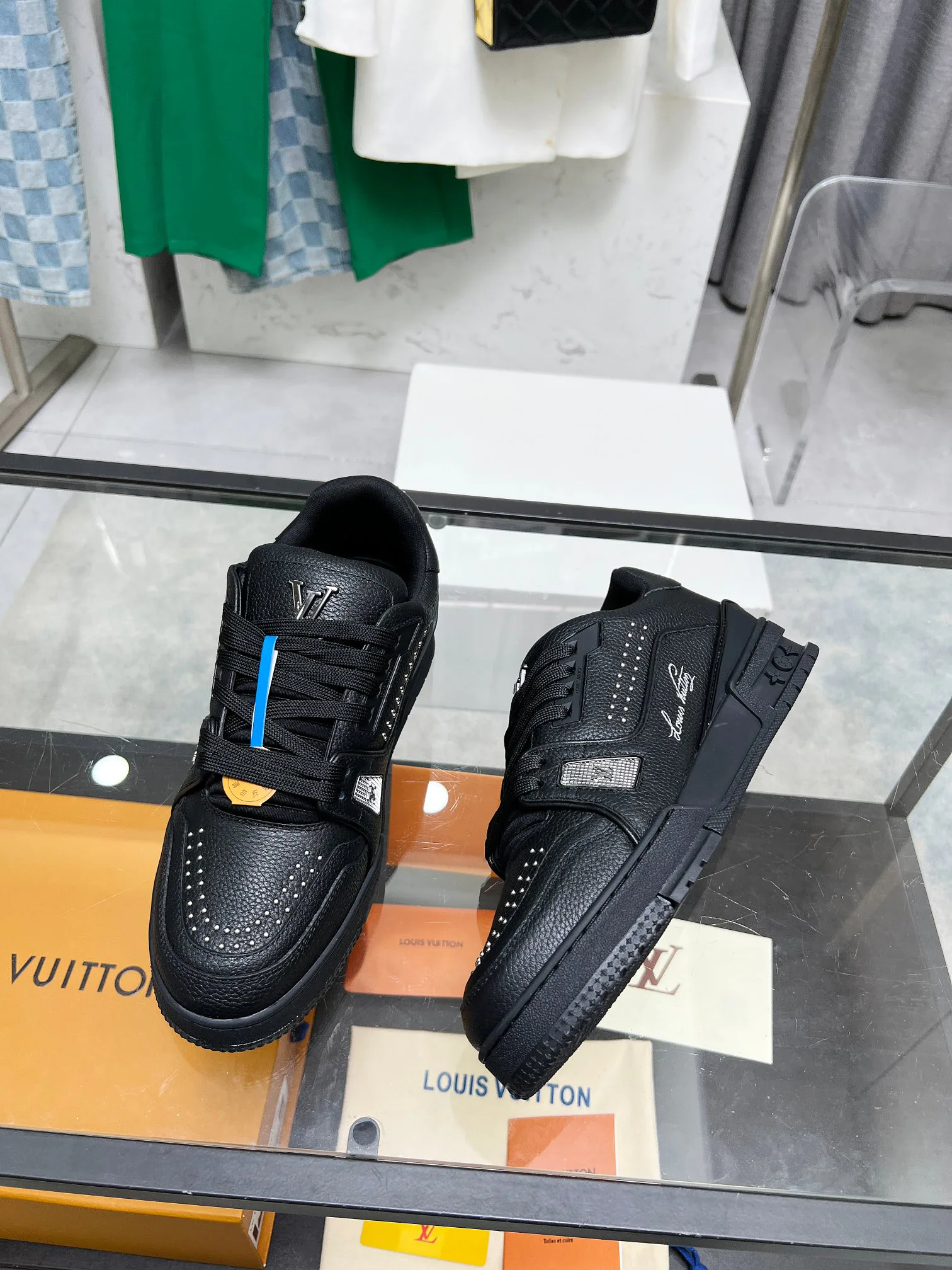 Кроссовки Женские Louis Vuitton 5585092