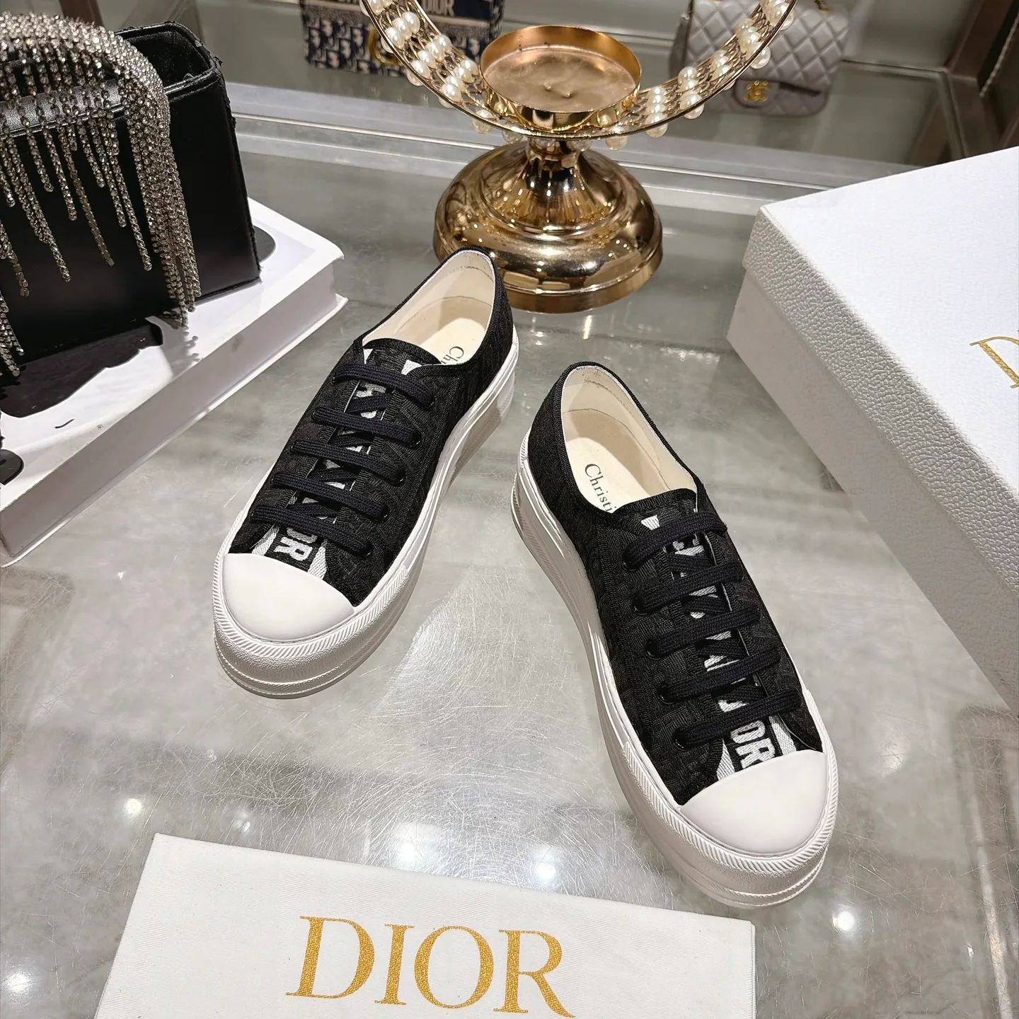 Кроссовки Женские Christian Dior 18764215