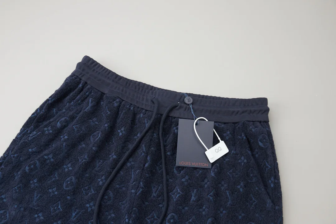Шорты Женские Louis Vuitton 11109356