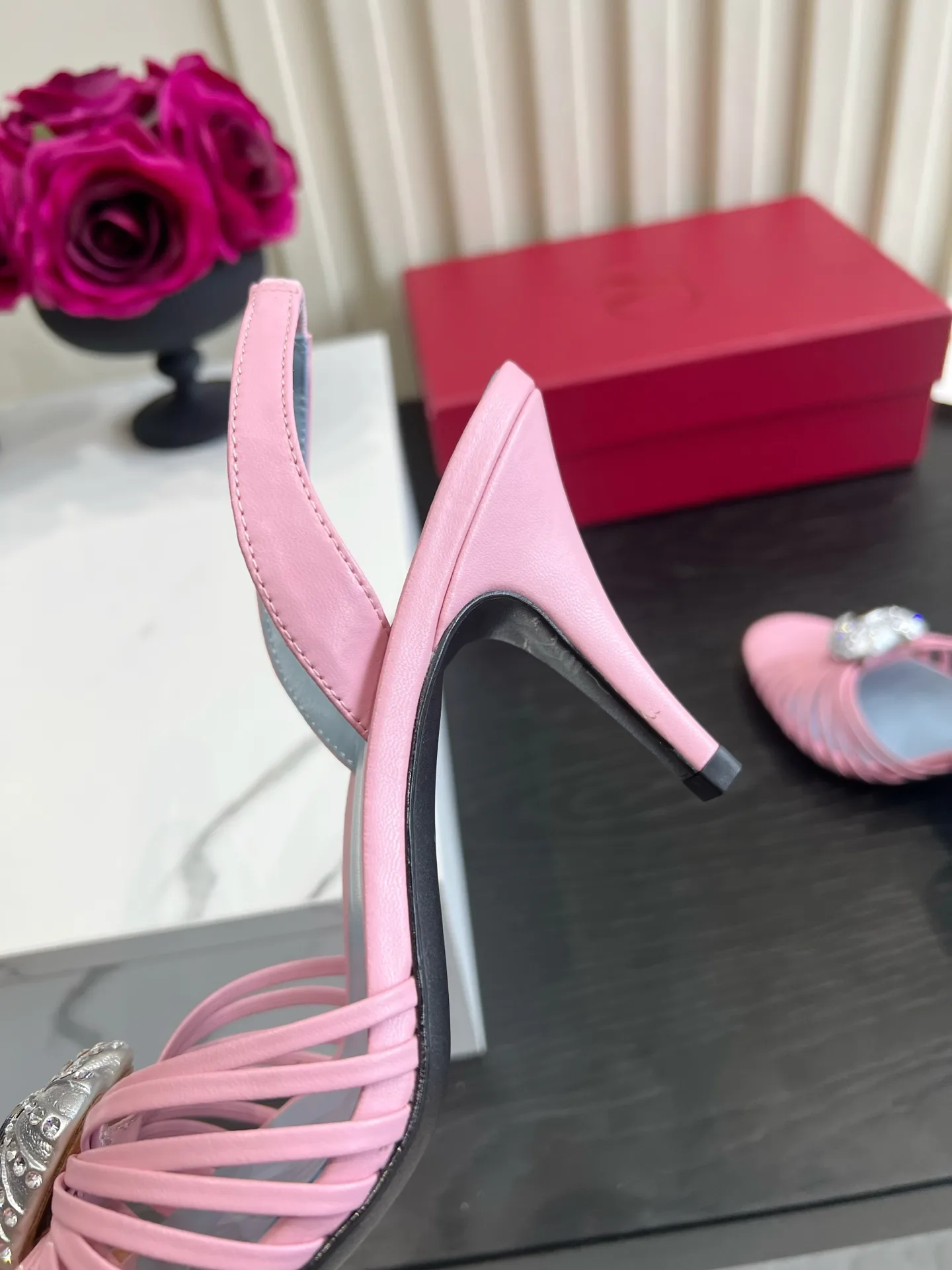 Босоножки Женские Valentino 18322864