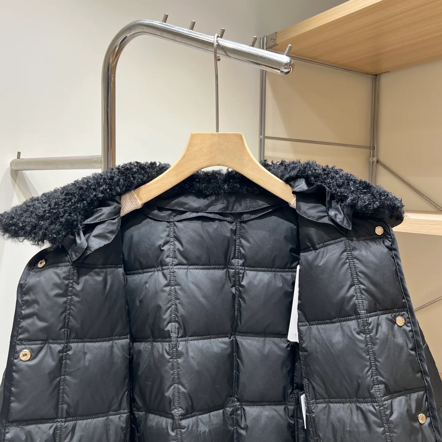 Куртки И Пуховики Женские Moncler 18036513