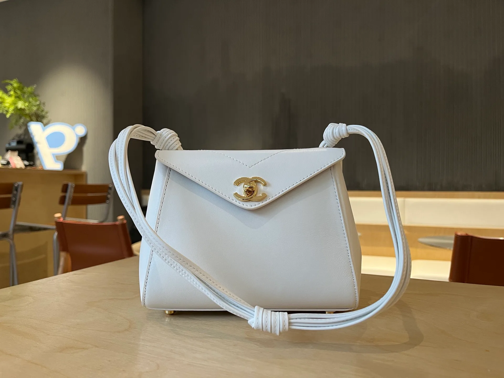 Классические Сумки Женские Chanel 18004458